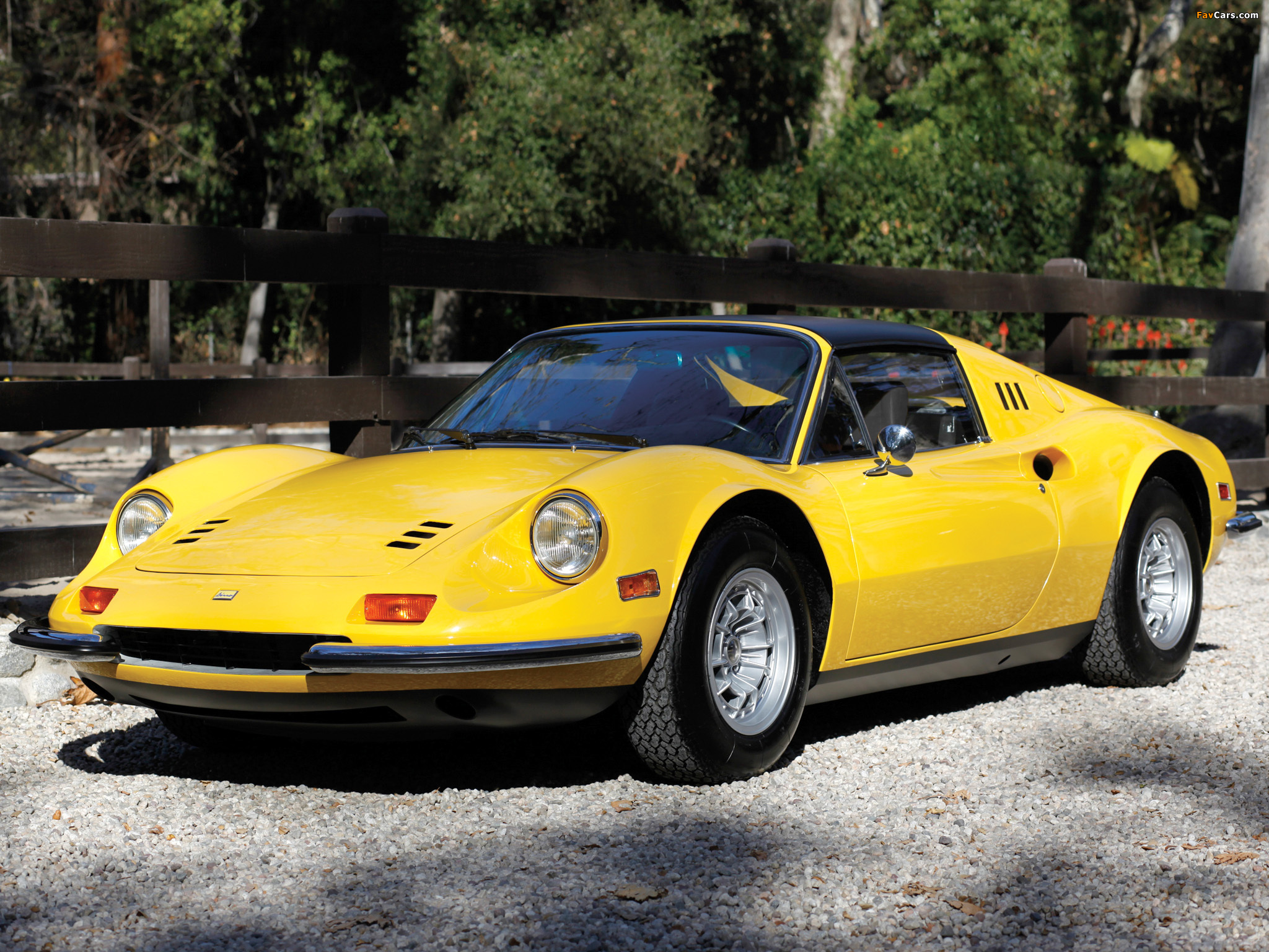 Dino 246 Gts Wallpapers