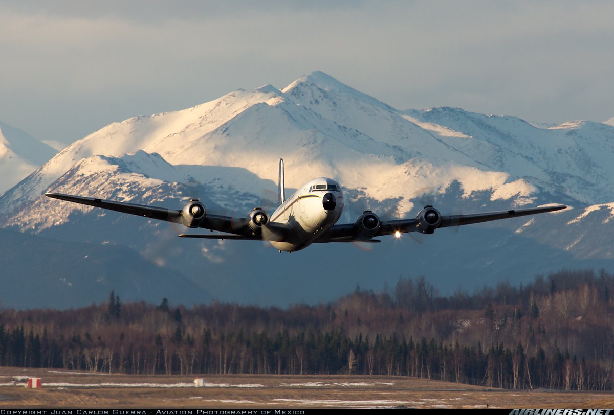 Douglas Dc-6 Wallpapers