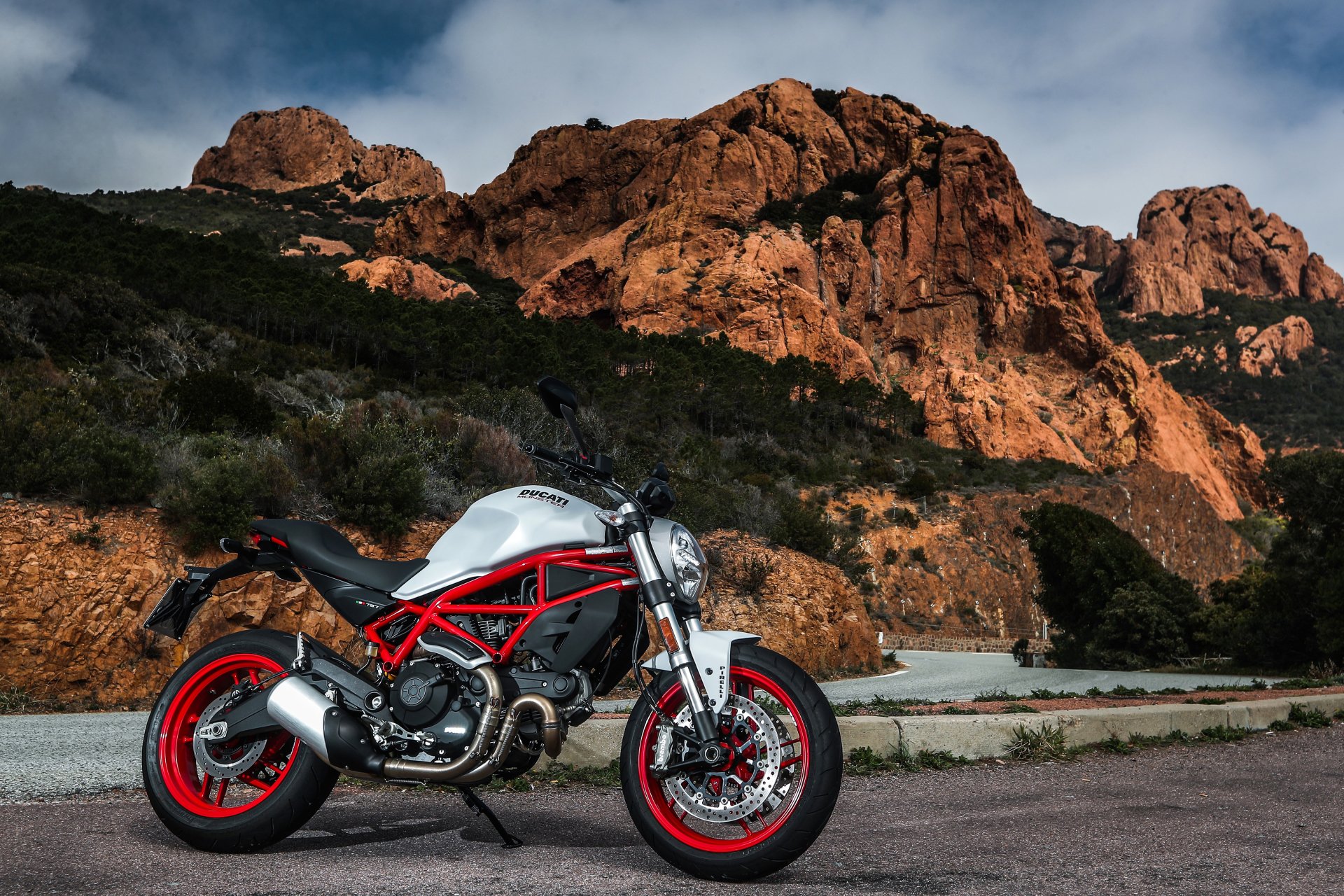 Ducati Monster Wallpapers