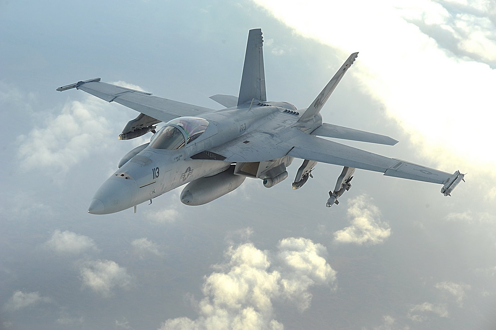 F-18B Wallpapers