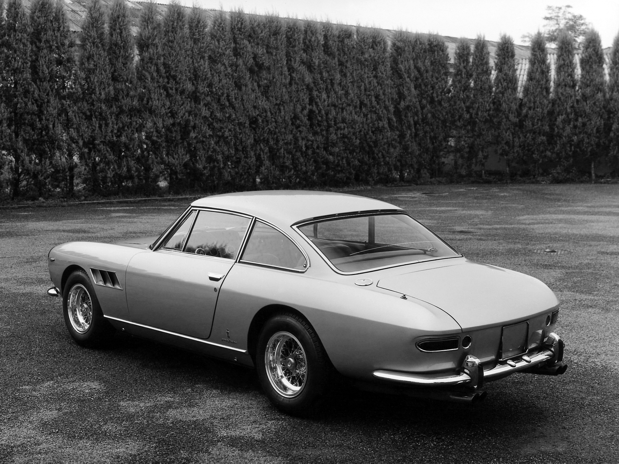 Ferrari 330 Gt 2+2 Wallpapers