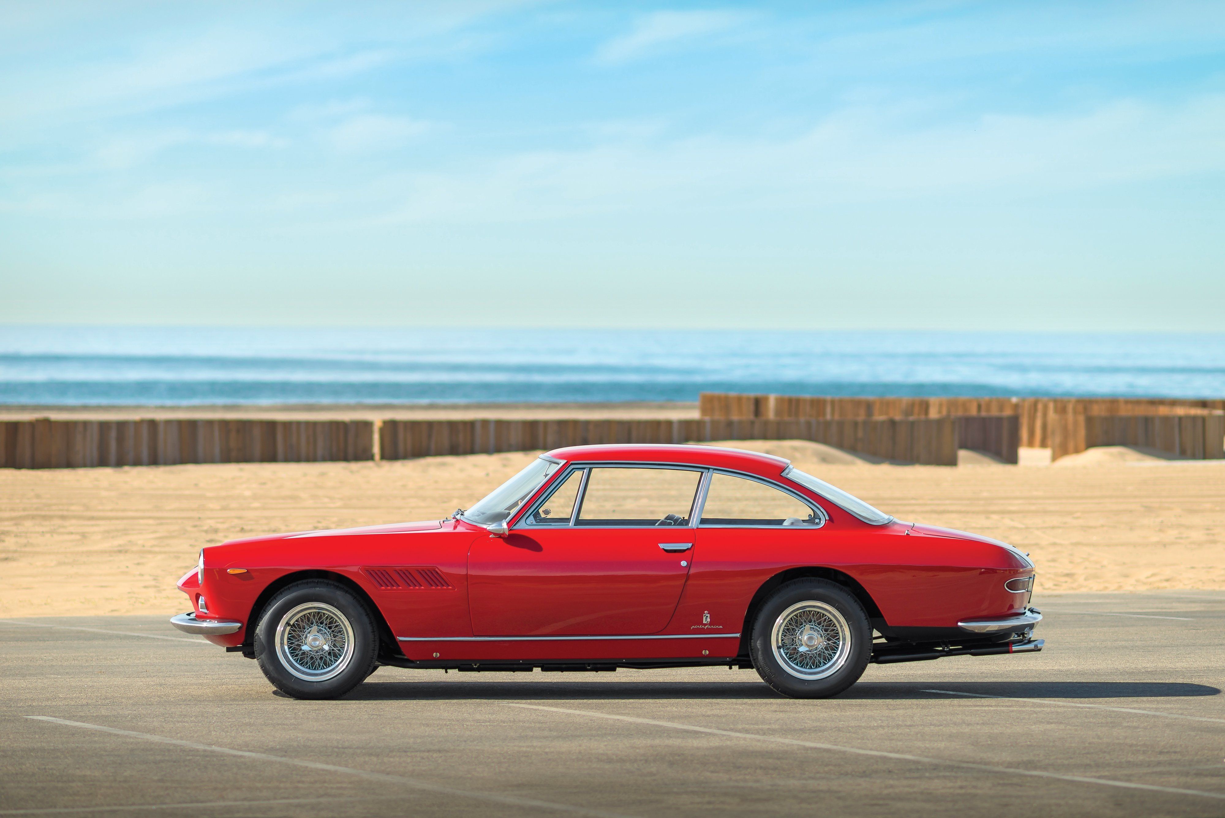 Ferrari 330 Gt 2+2 Wallpapers