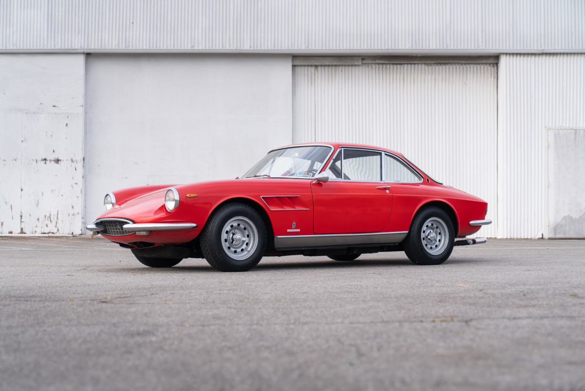 Ferrari 330 Gtc By Zagato Wallpapers