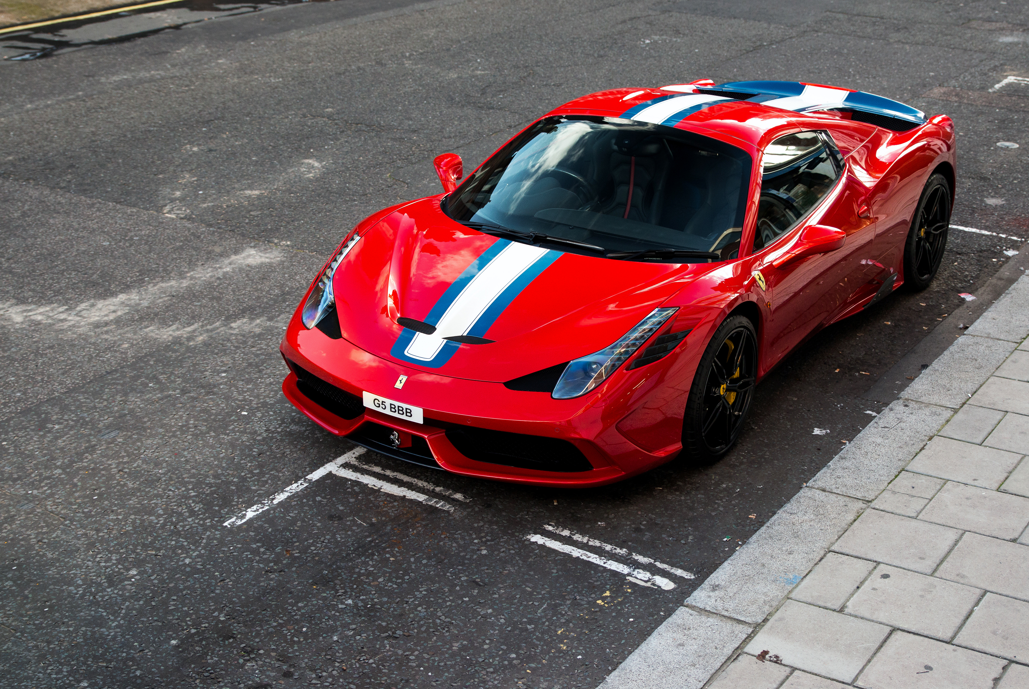 Ferrari 458 Speciale A Wallpapers