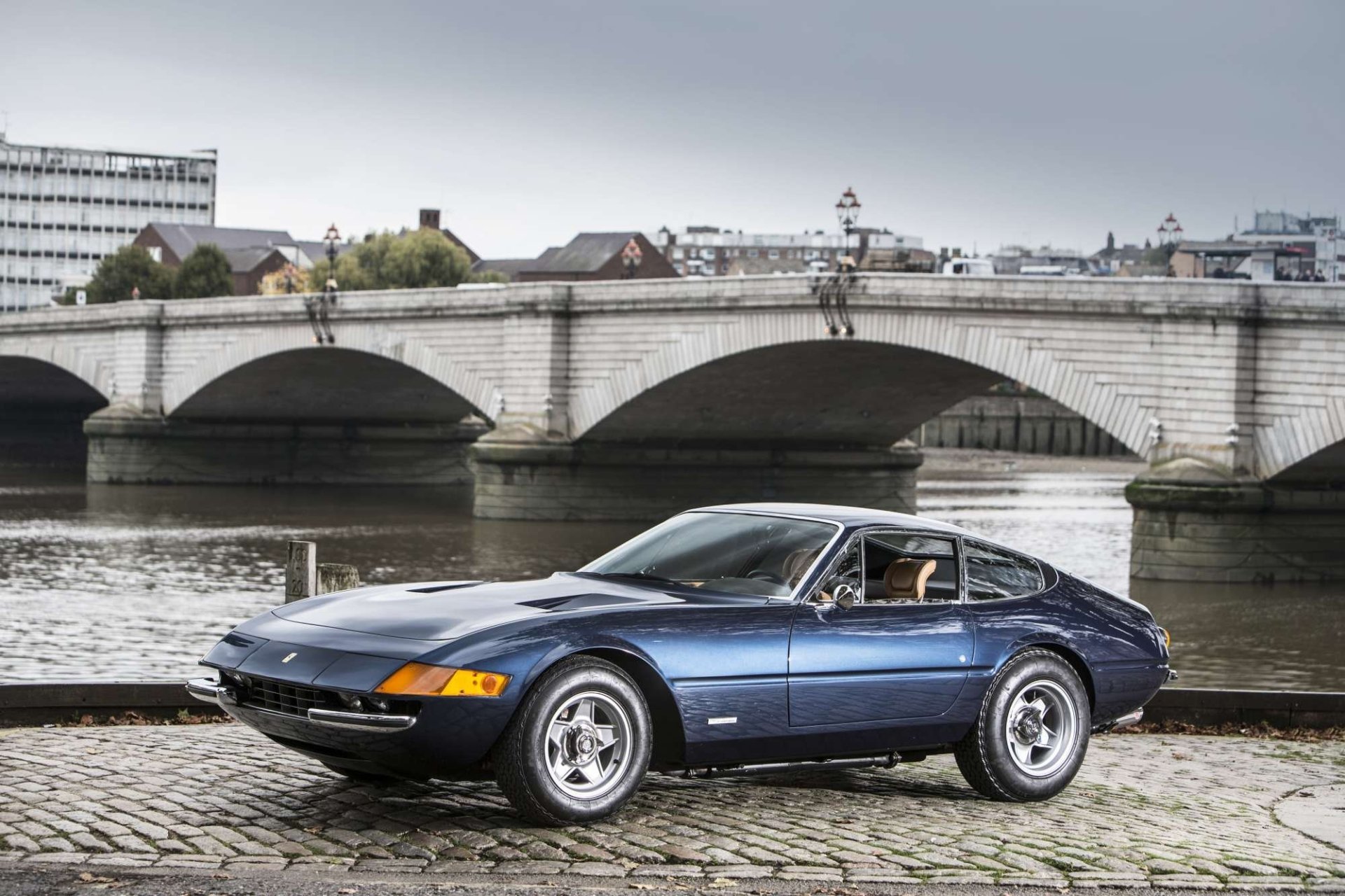 Ferrari Daytona Wallpapers