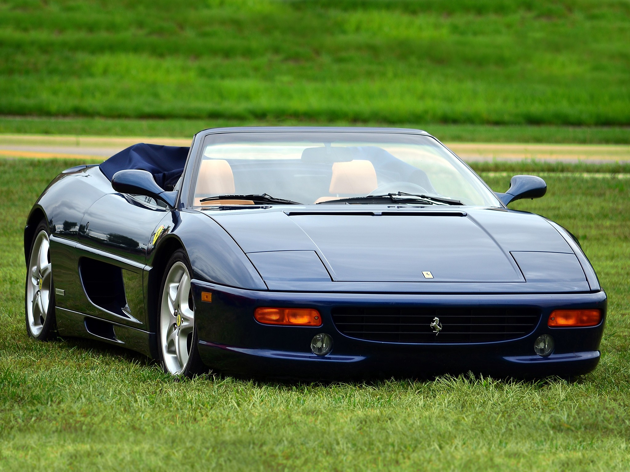 Ferrari F355 Spider Wallpapers