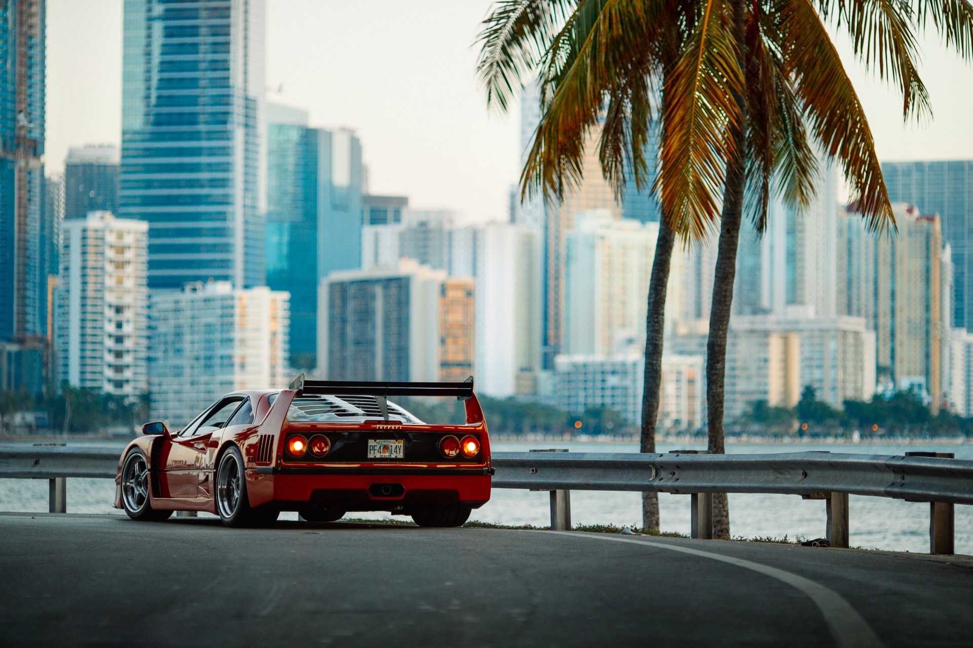 Ferrari F40 Wallpapers