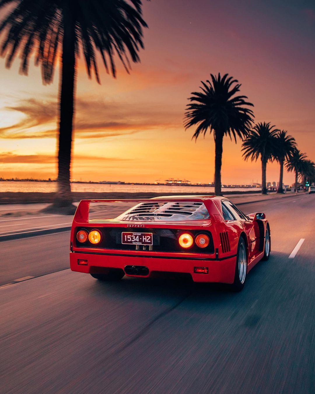 Ferrari F40 Wallpapers