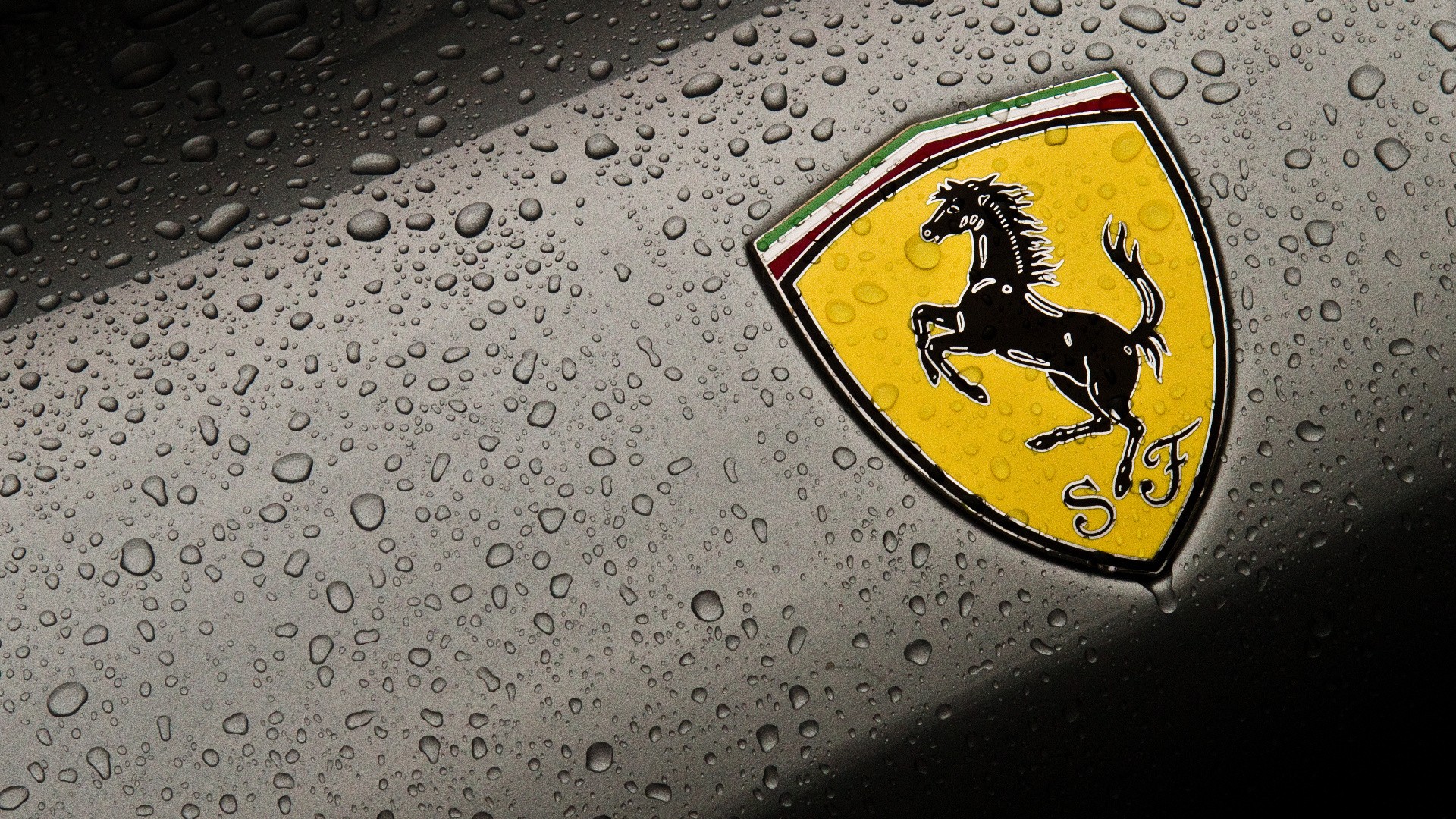 Ferrari Logo Wallpapers