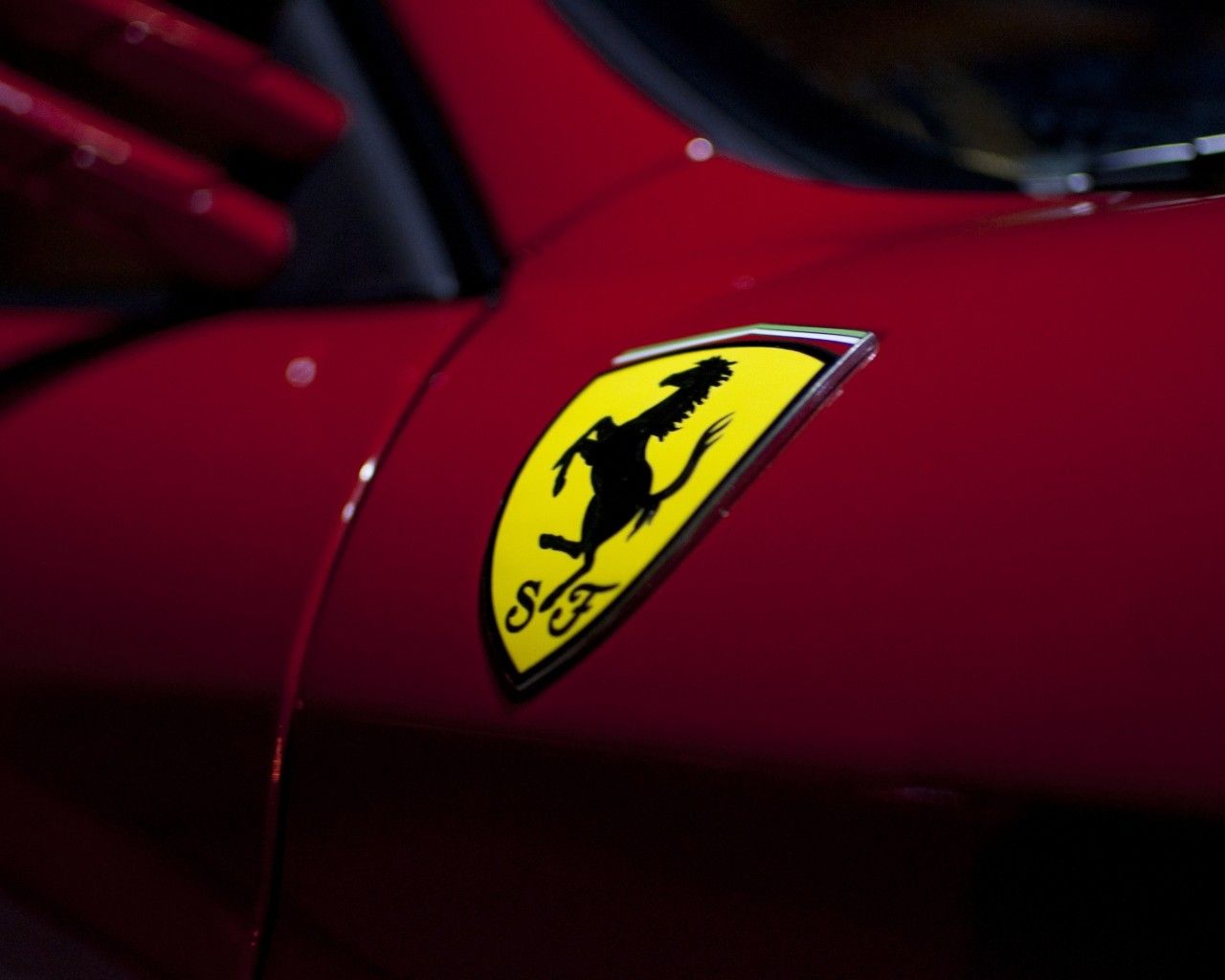 Ferrari Logo Wallpapers