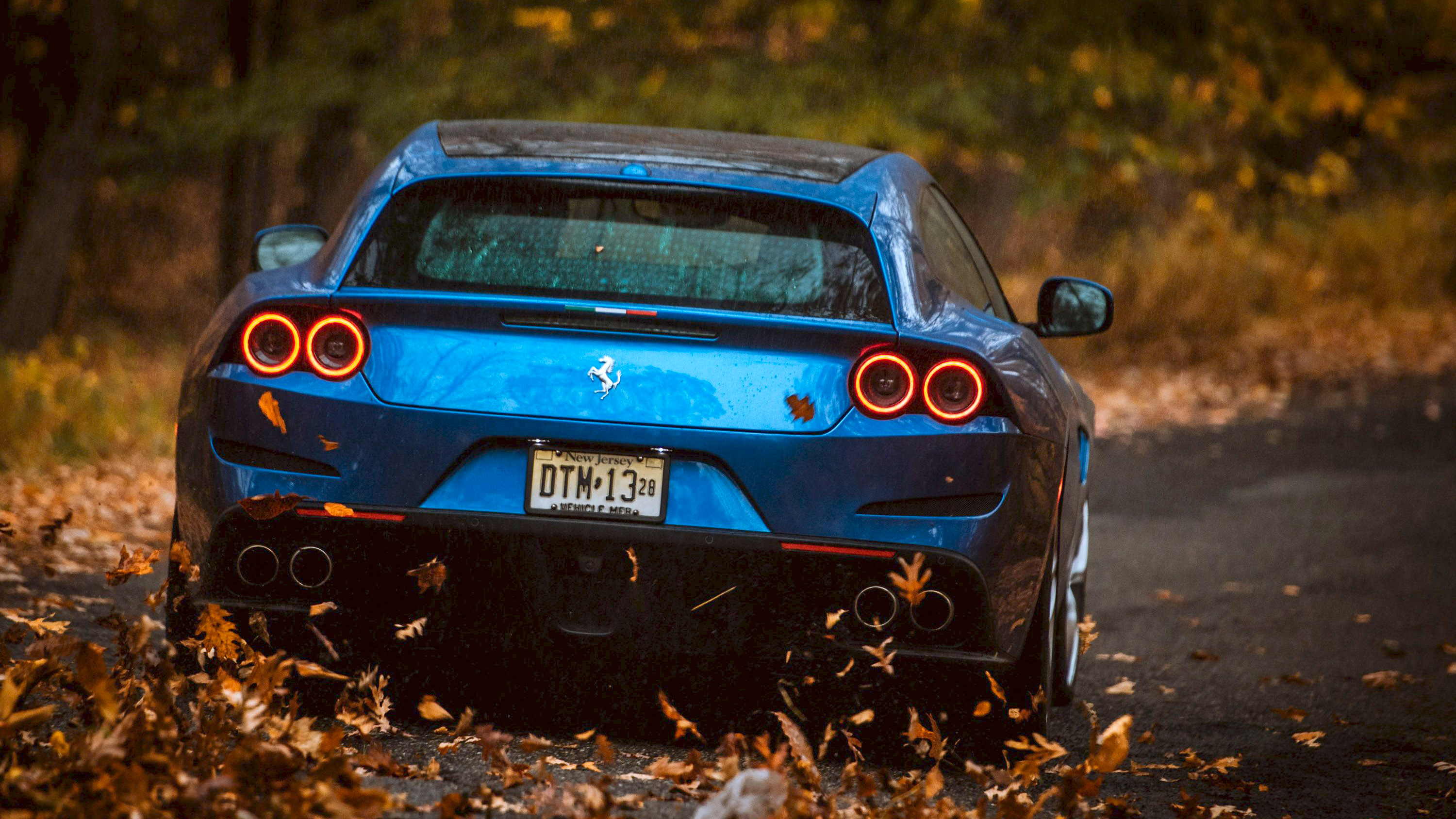 Ferrari Lusso Wallpapers