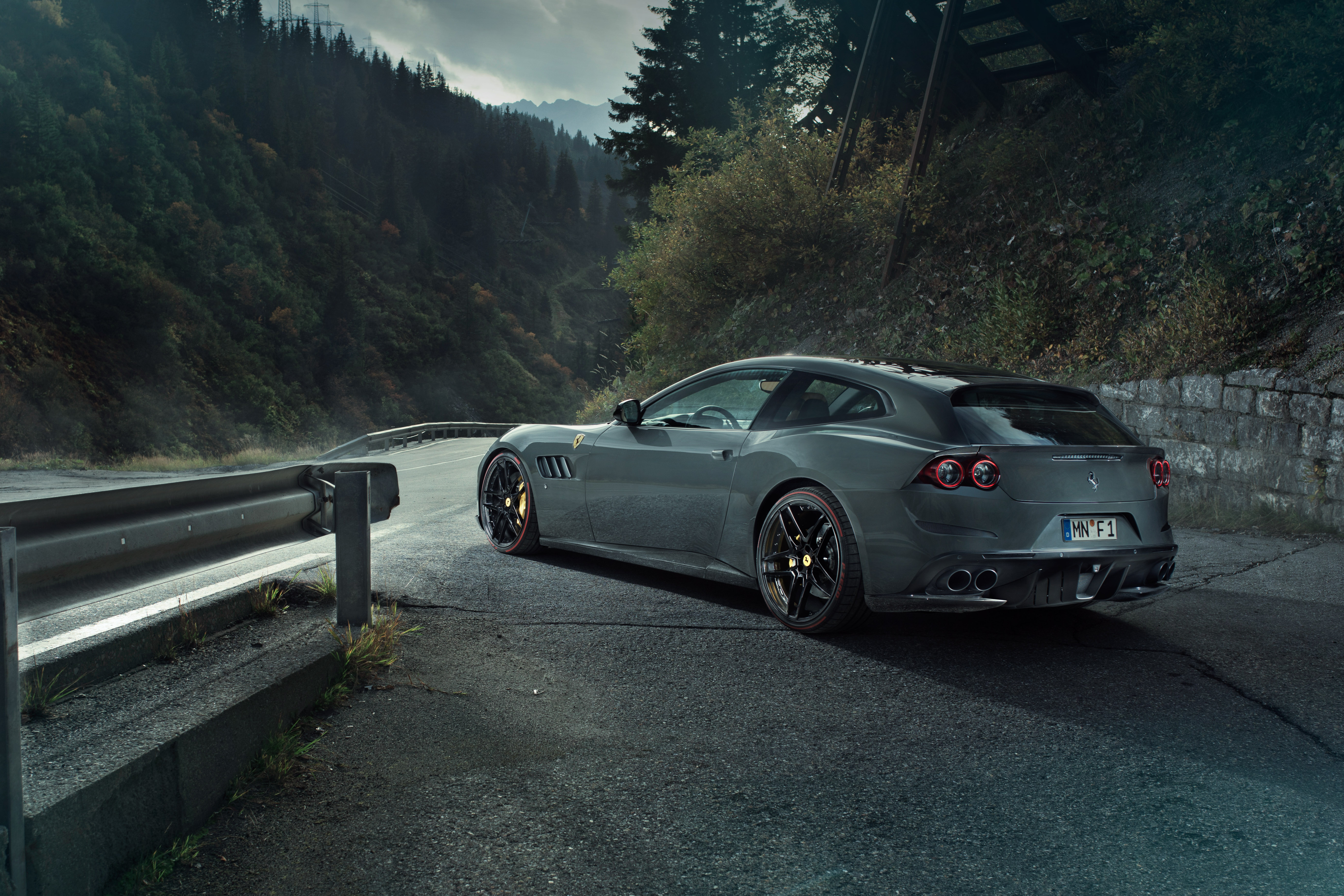 Ferrari Lusso Wallpapers