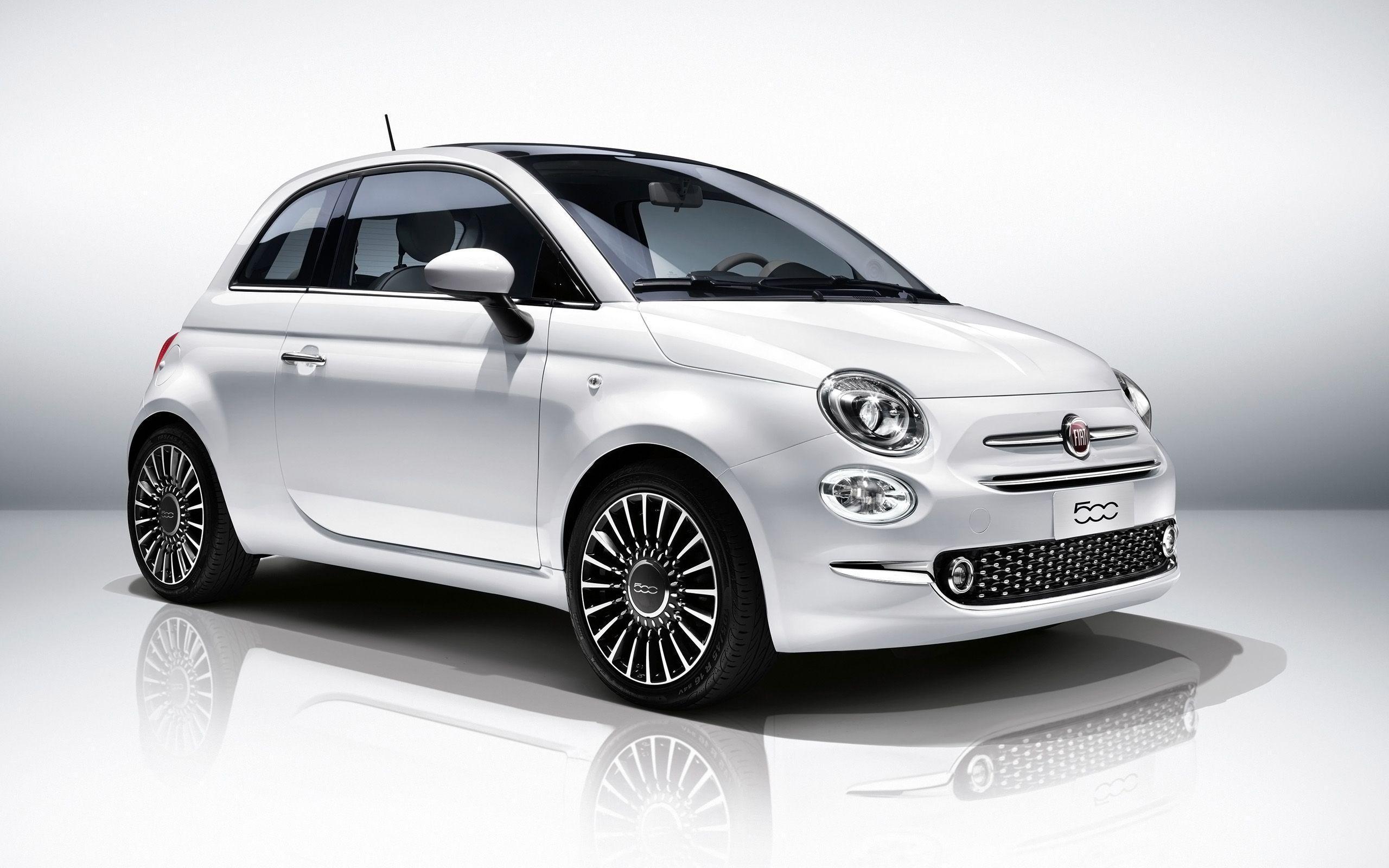 Fiat 500L Beats Edition Wallpapers