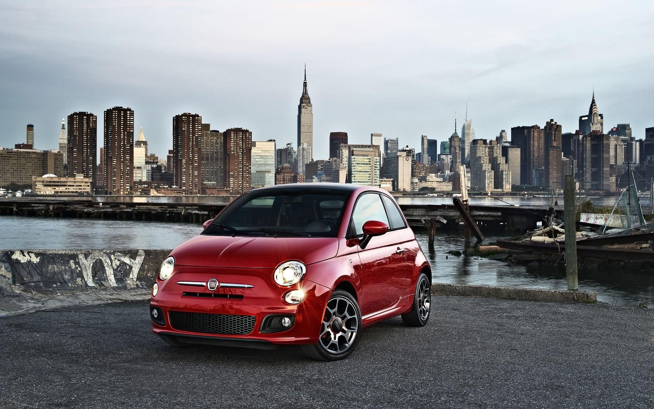 Fiat 500L Beats Edition Wallpapers