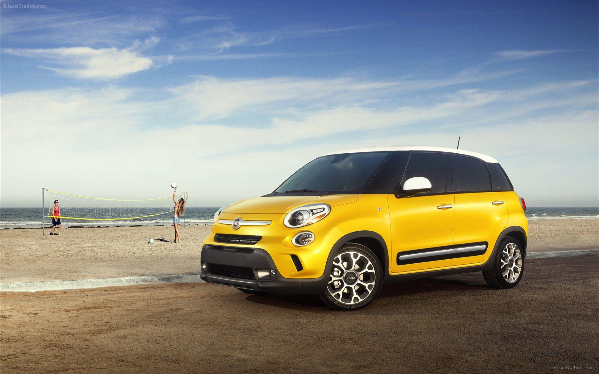 Fiat 500L Beats Edition Wallpapers