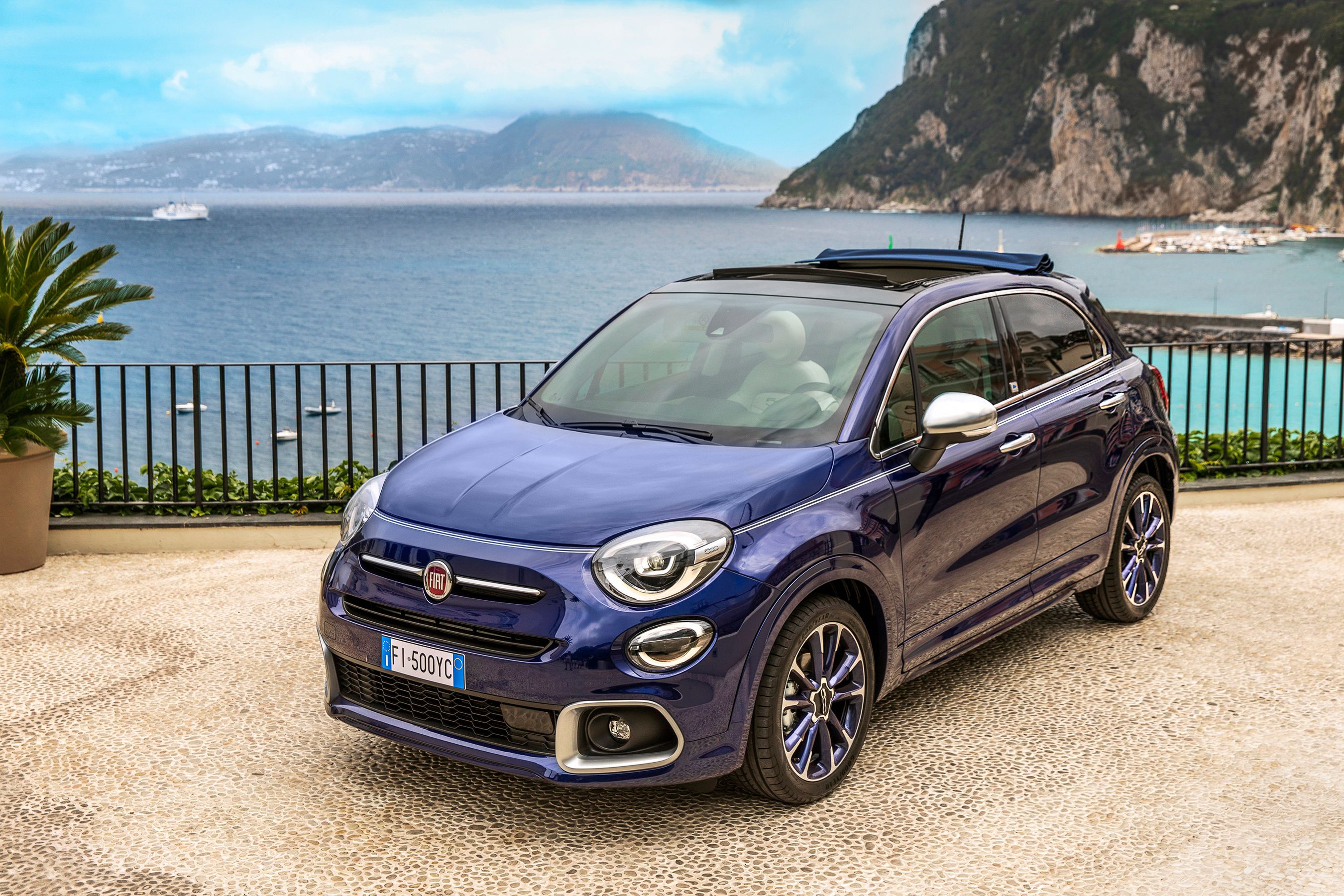 Fiat 500X Cross Wallpapers