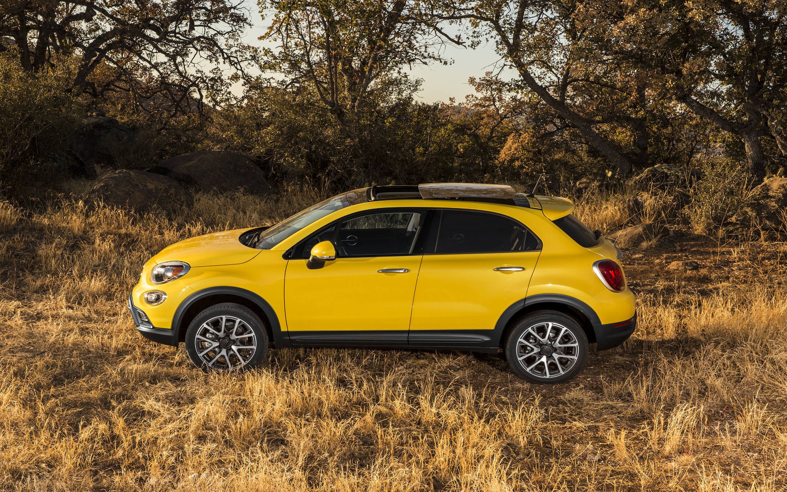 Fiat 500X Cross Wallpapers