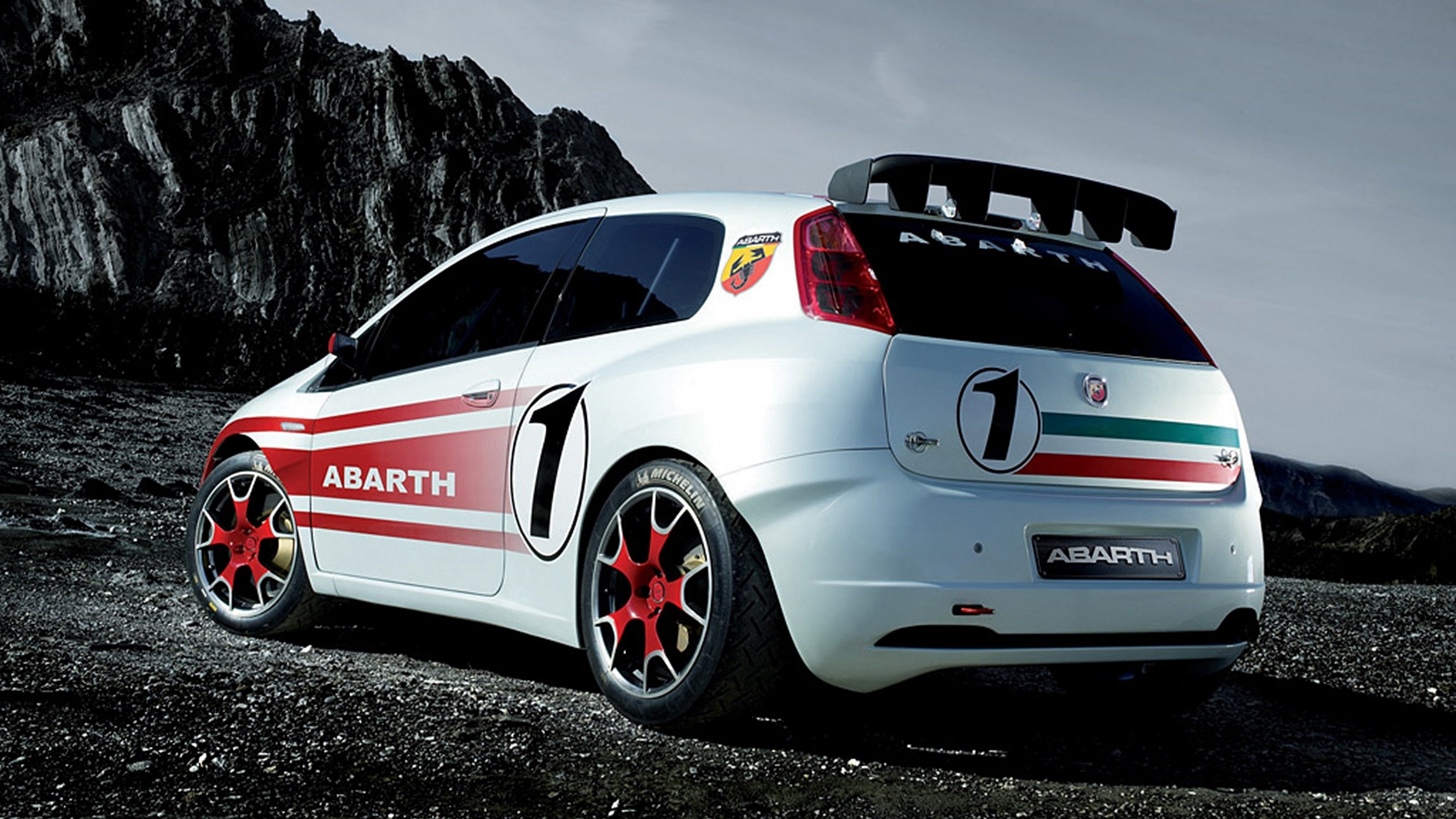 Fiat Grande Punto Abarth Wallpapers