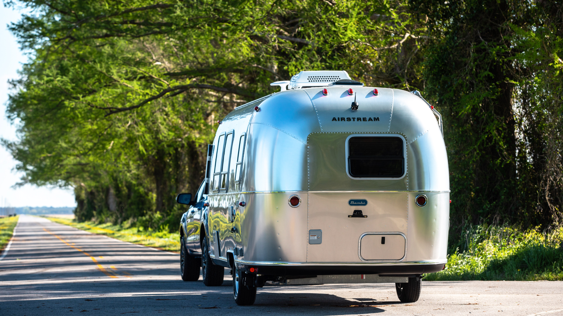 Ford Airstream Wallpapers