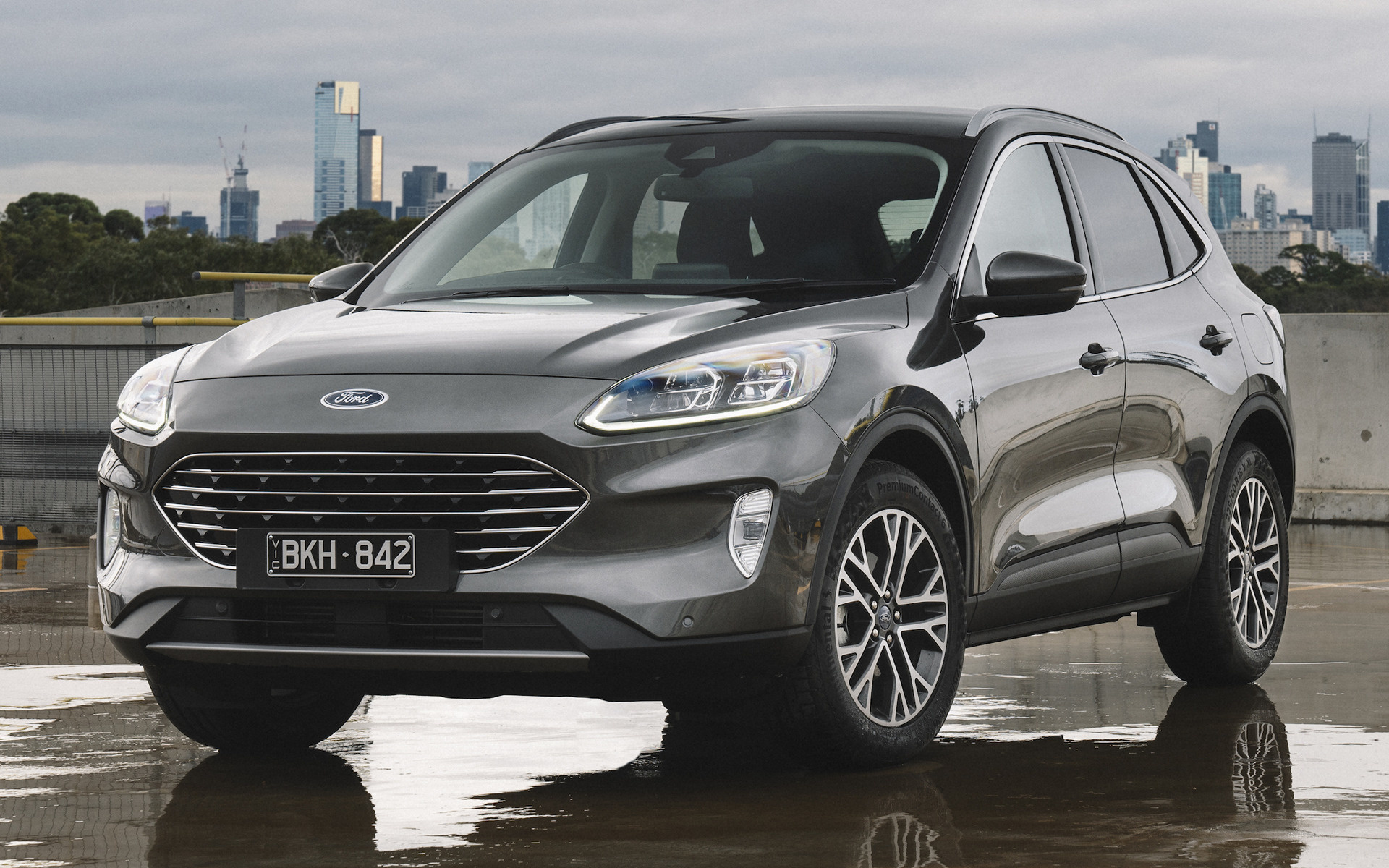 Ford Escape 2020 Wallpapers