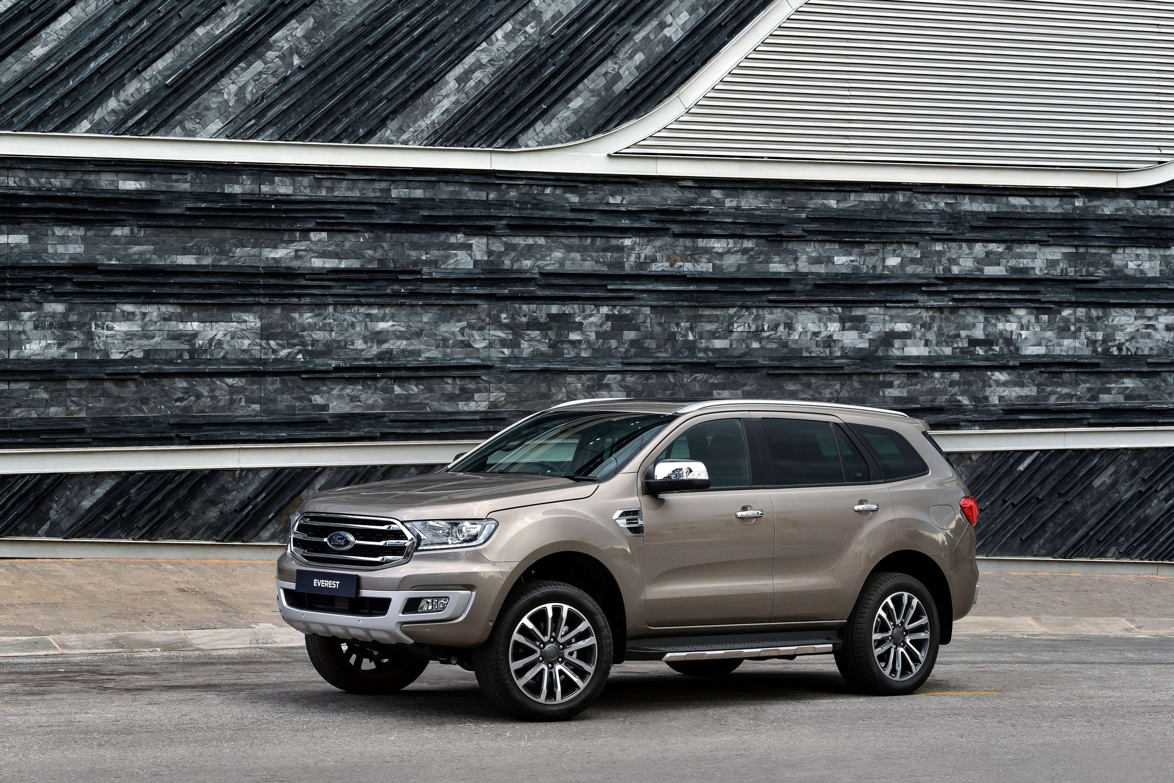 Ford Everest Wallpapers