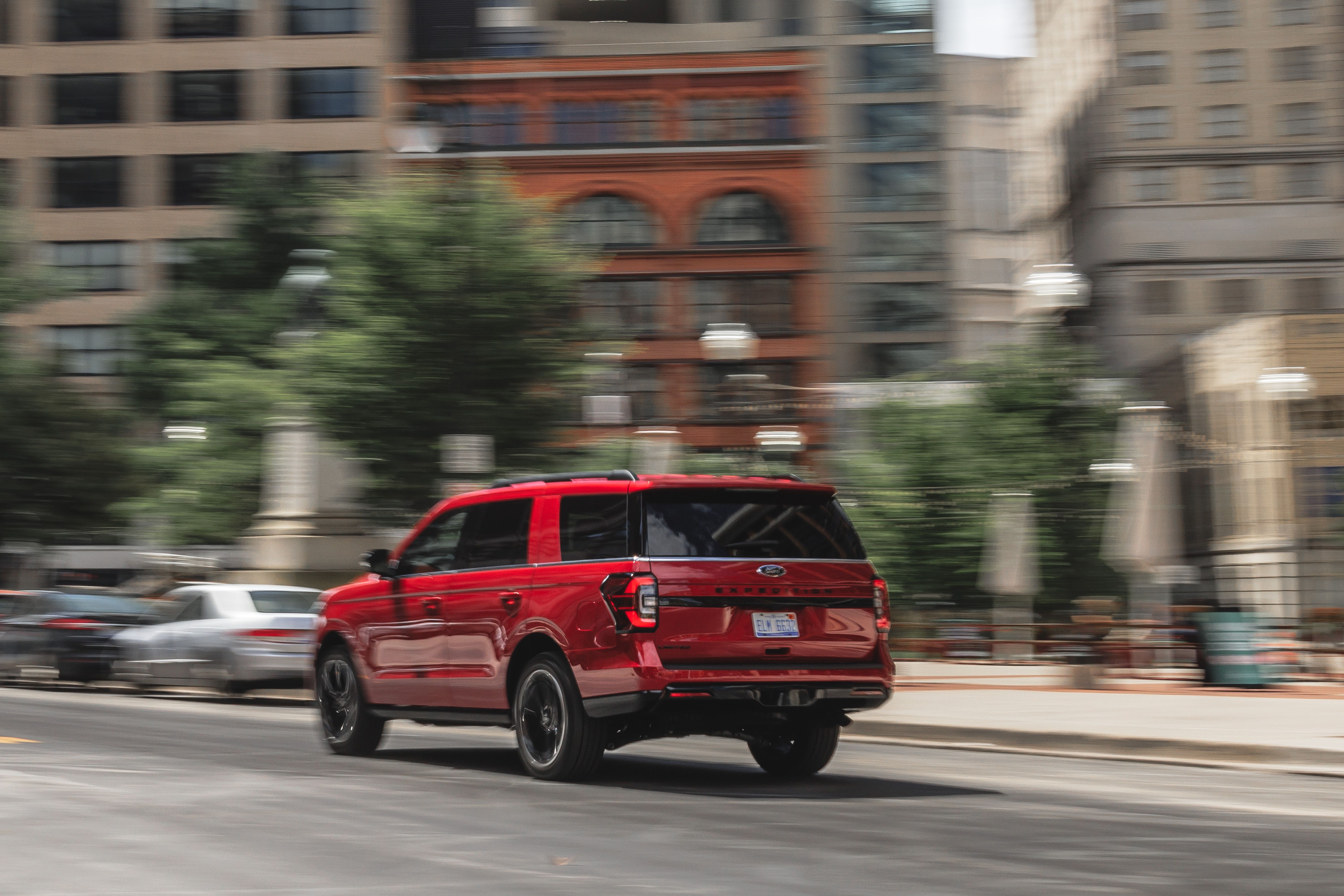 Ford Expedition "Stealth Edition" Wallpapers