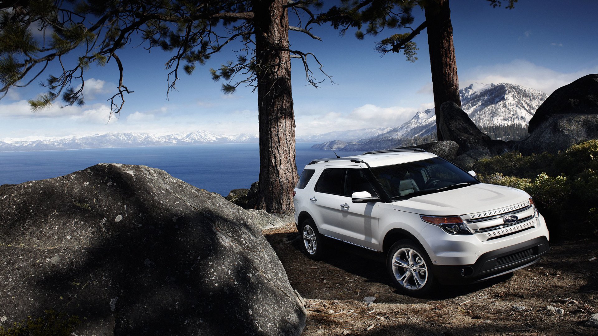 Ford Explorer Wallpapers