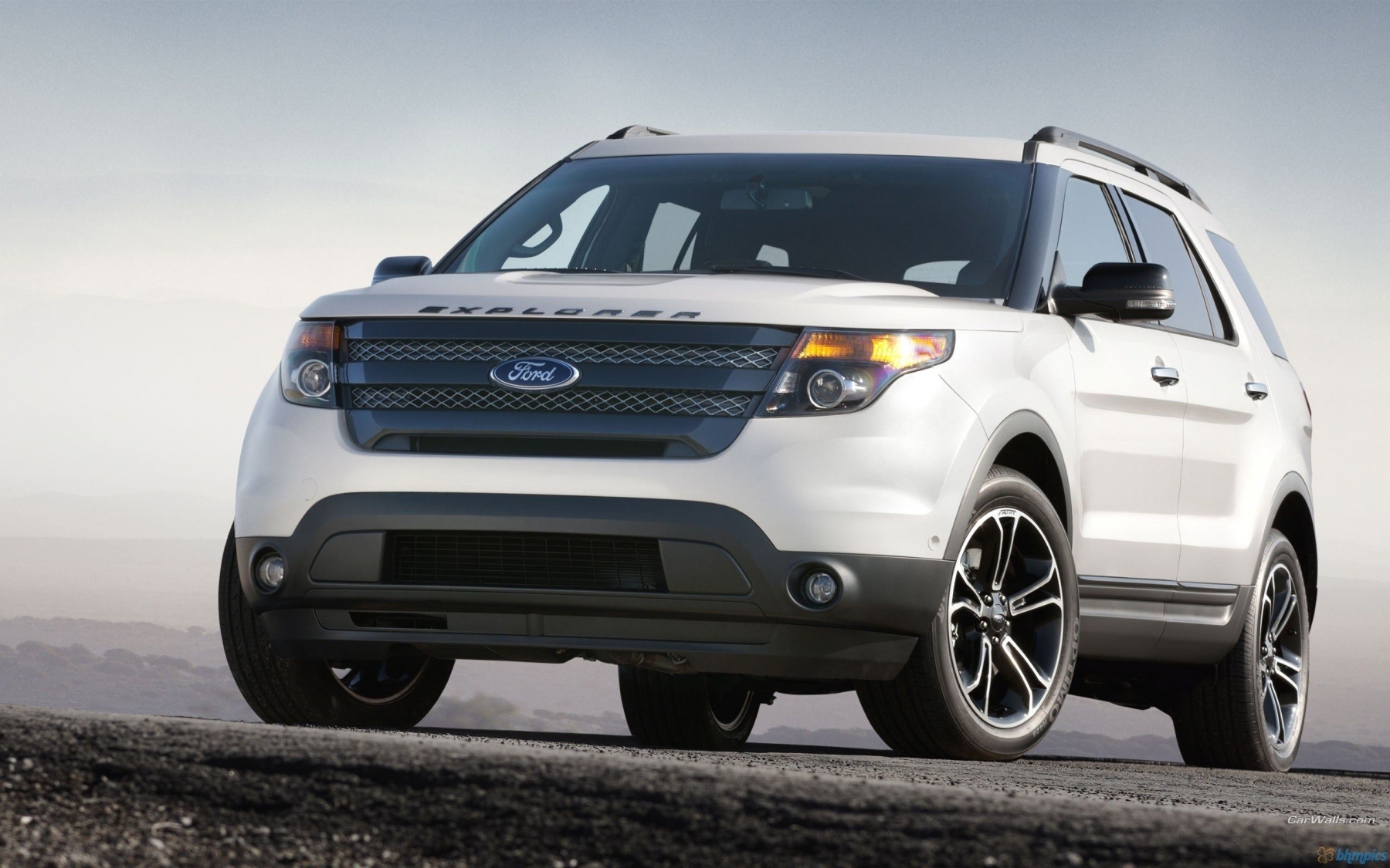 Ford Explorer Wallpapers