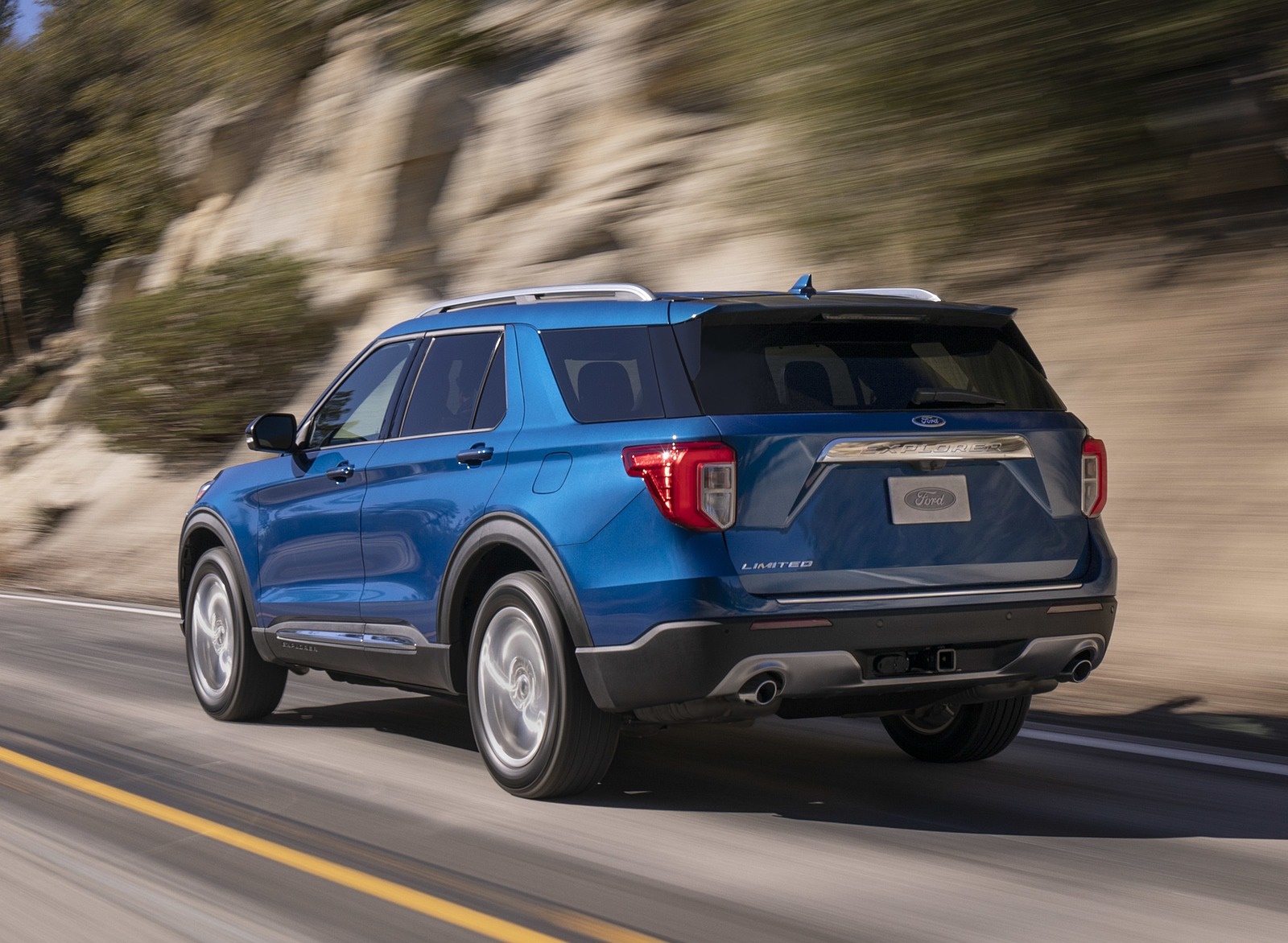 Ford Explorer Hybrid Wallpapers