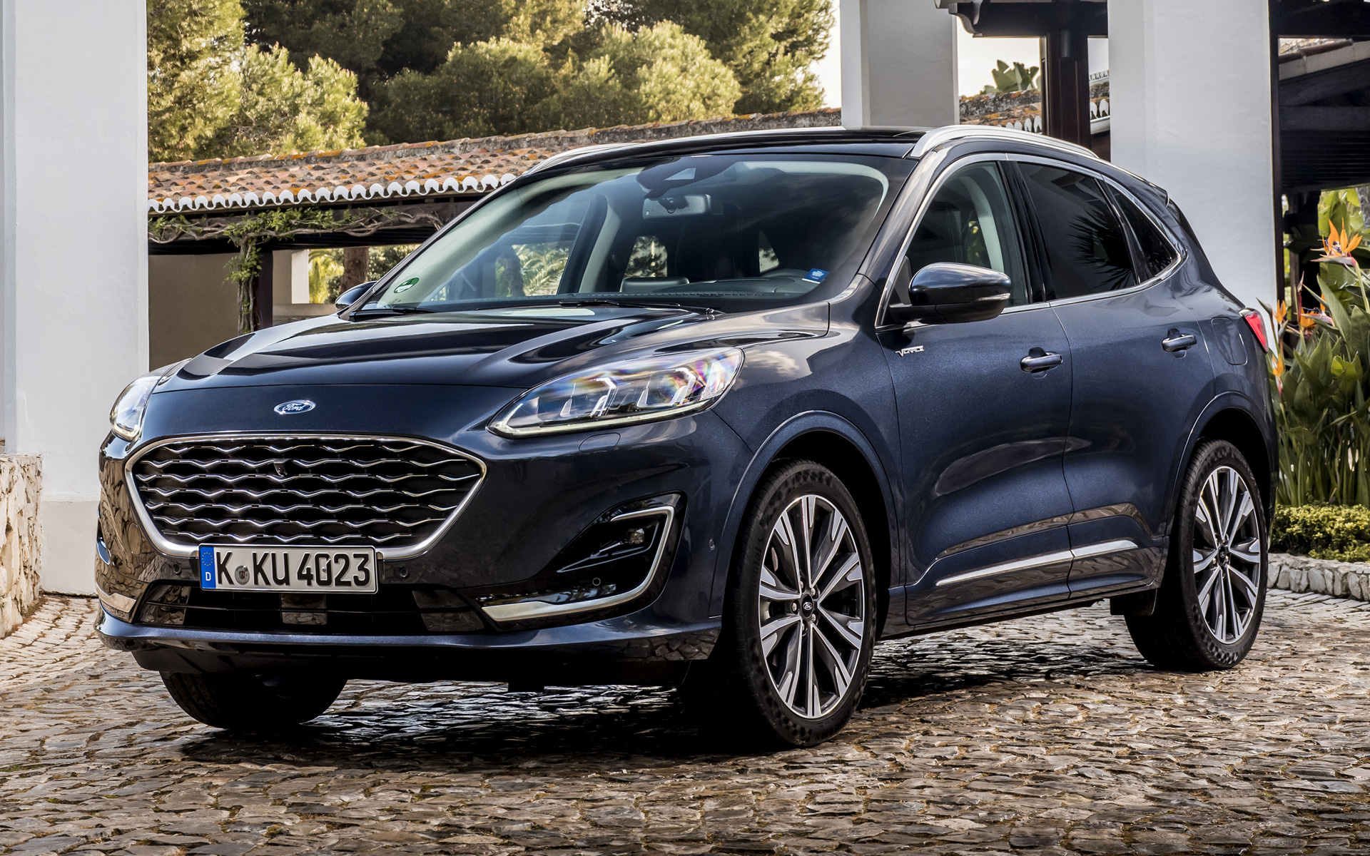 Ford Vignale Kuga Wallpapers