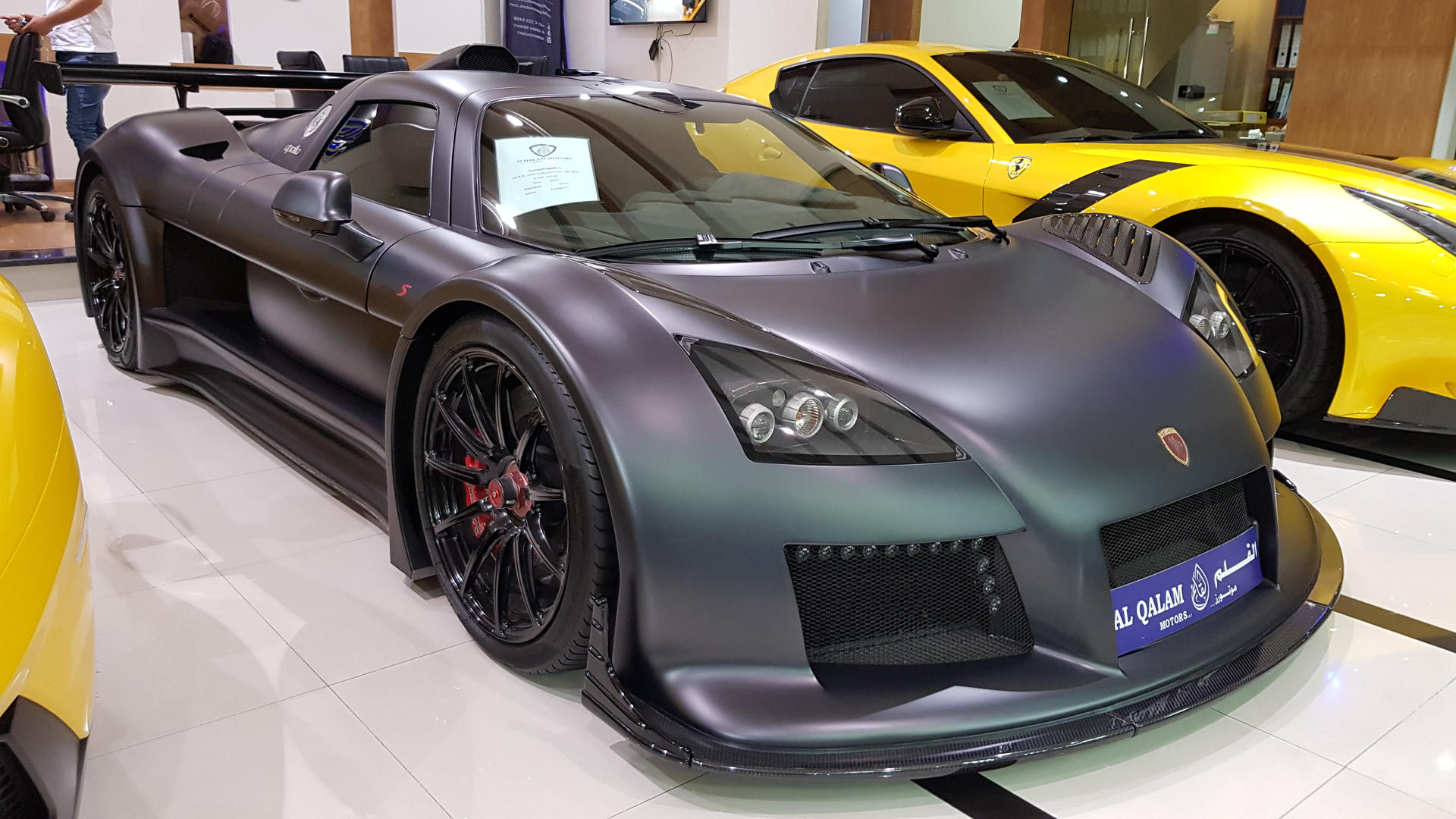 Gumpert Apollo Sedan Wallpapers