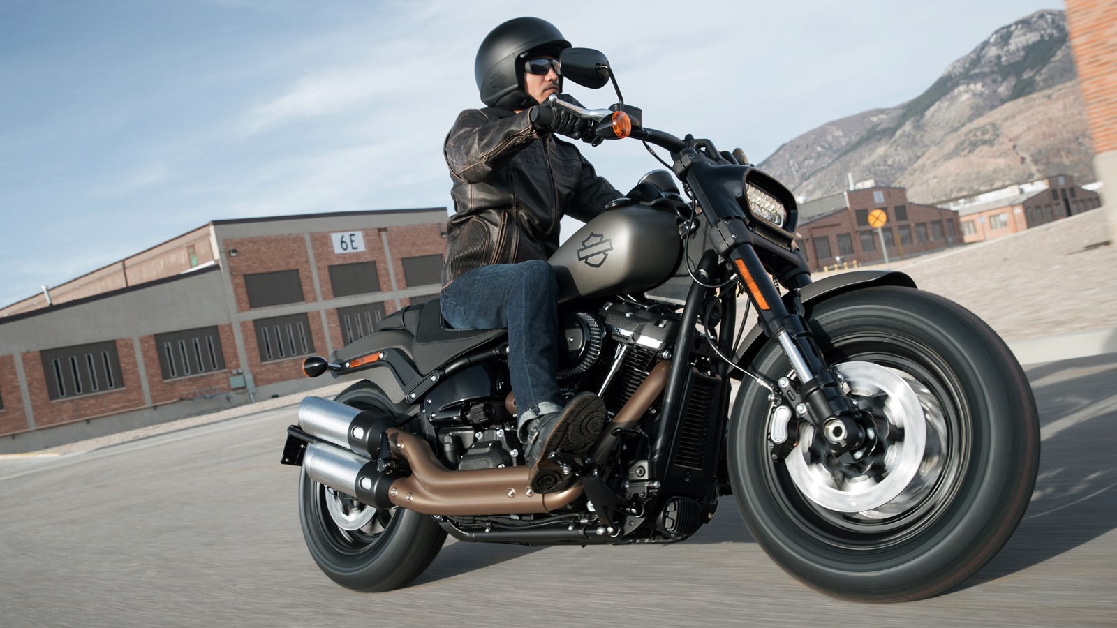 Harley-Davidson Fat Bob Wallpapers