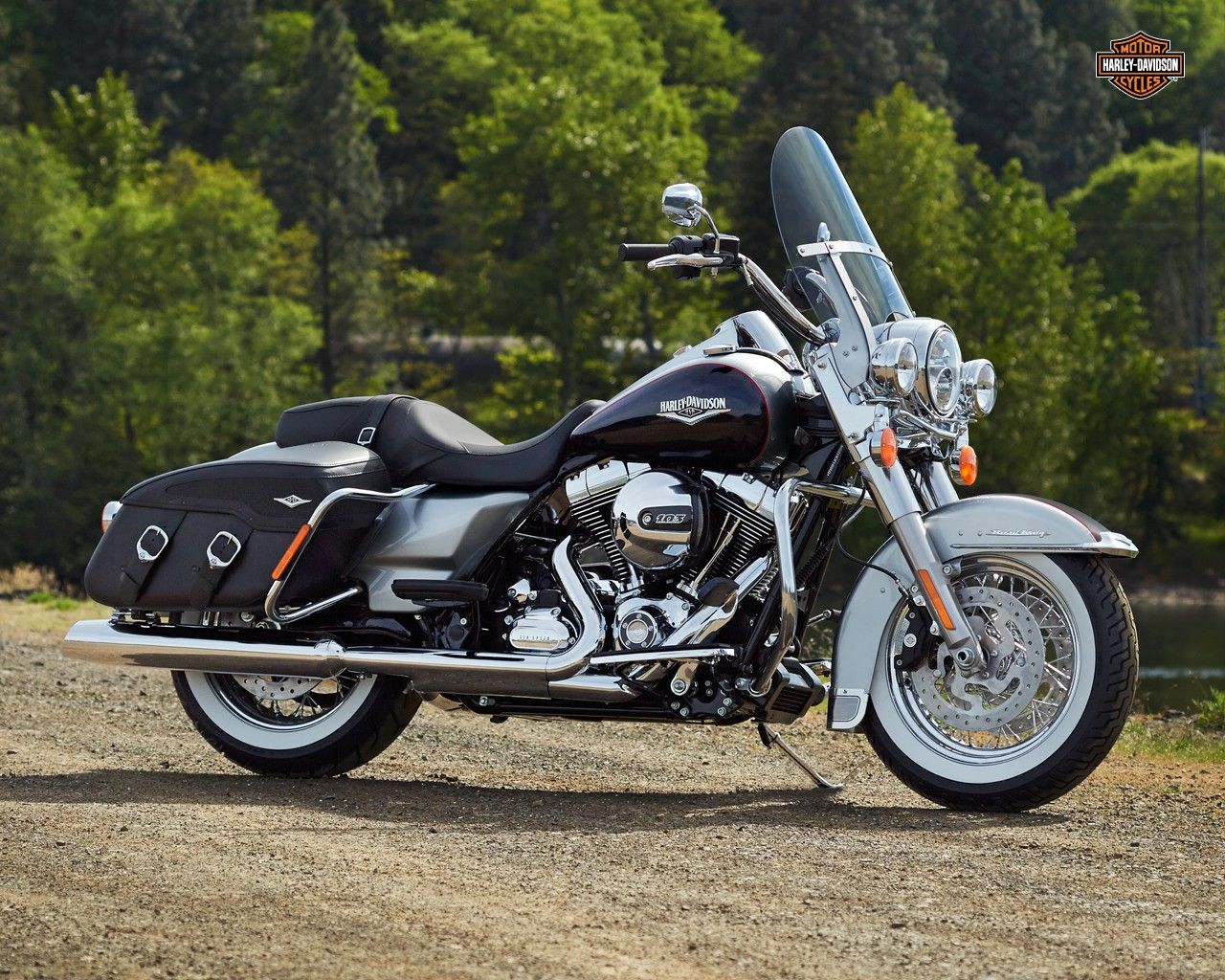 Harley-Davidson Road King Wallpapers