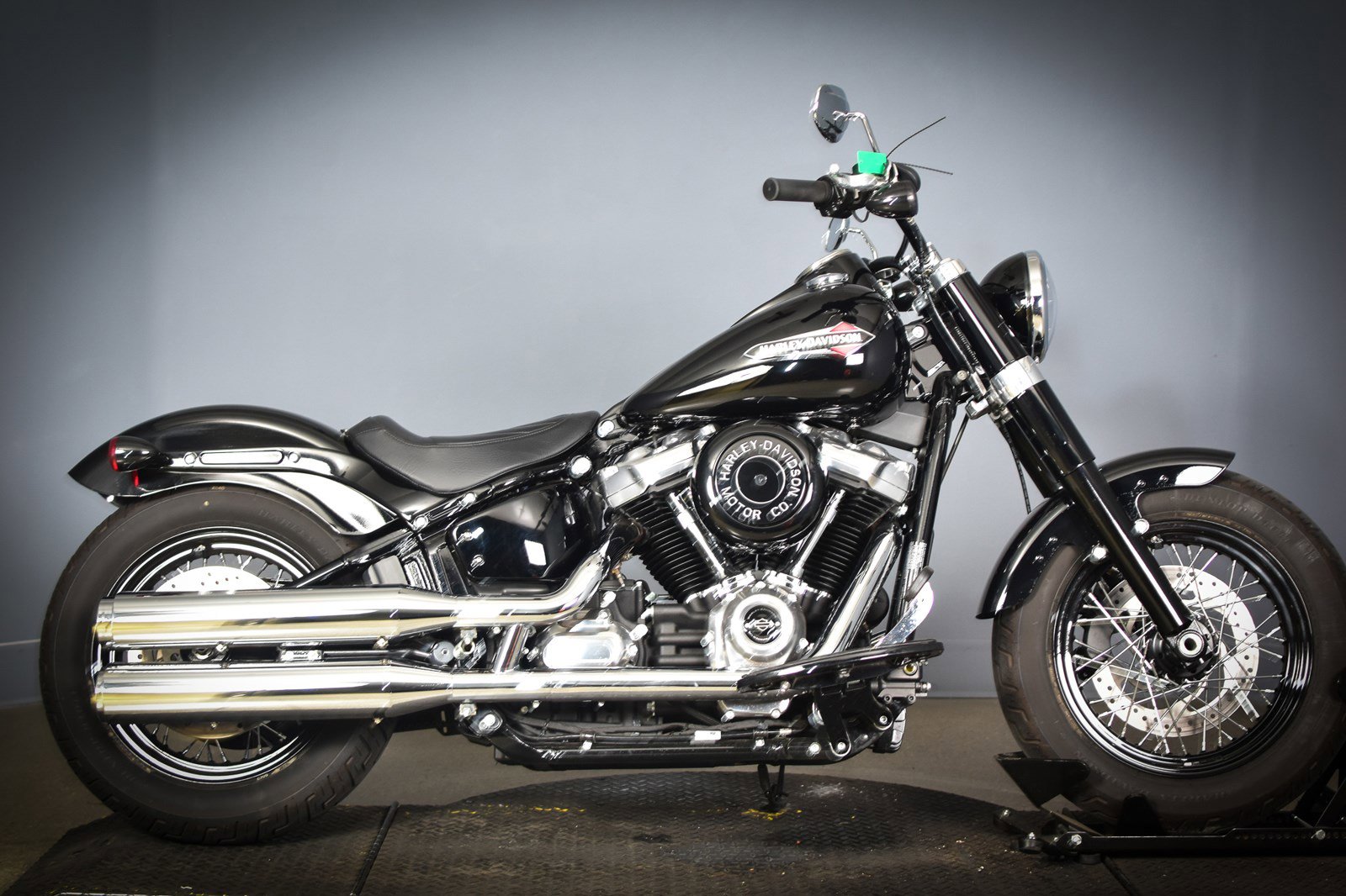Harley-Davidson Softail Slim Wallpapers