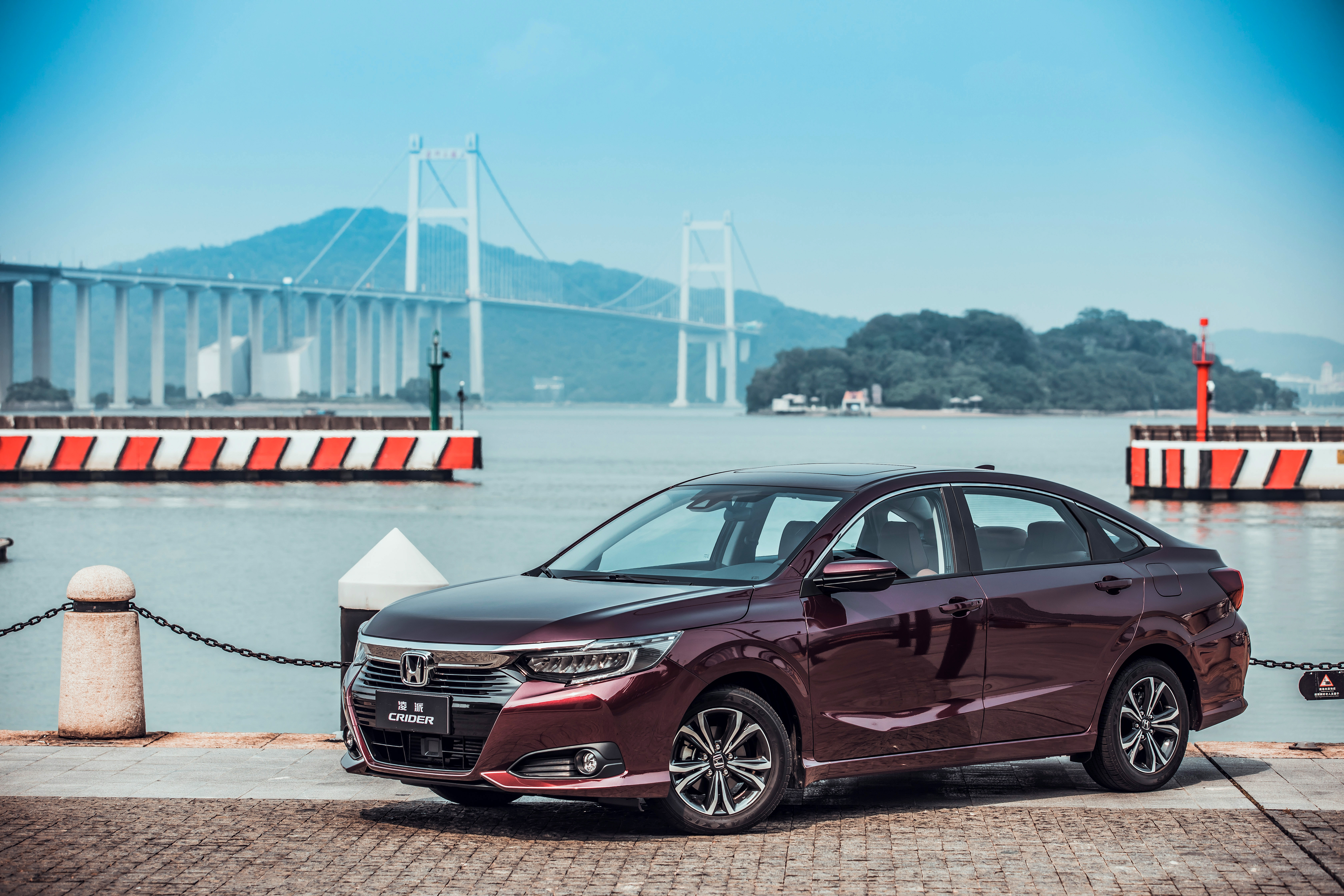 Honda Crider Sport Hybrid Wallpapers