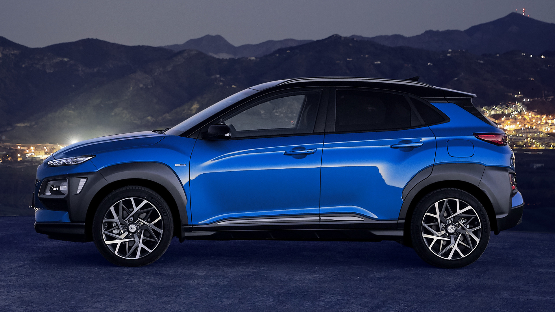 Hyundai Kona Hybrid Wallpapers