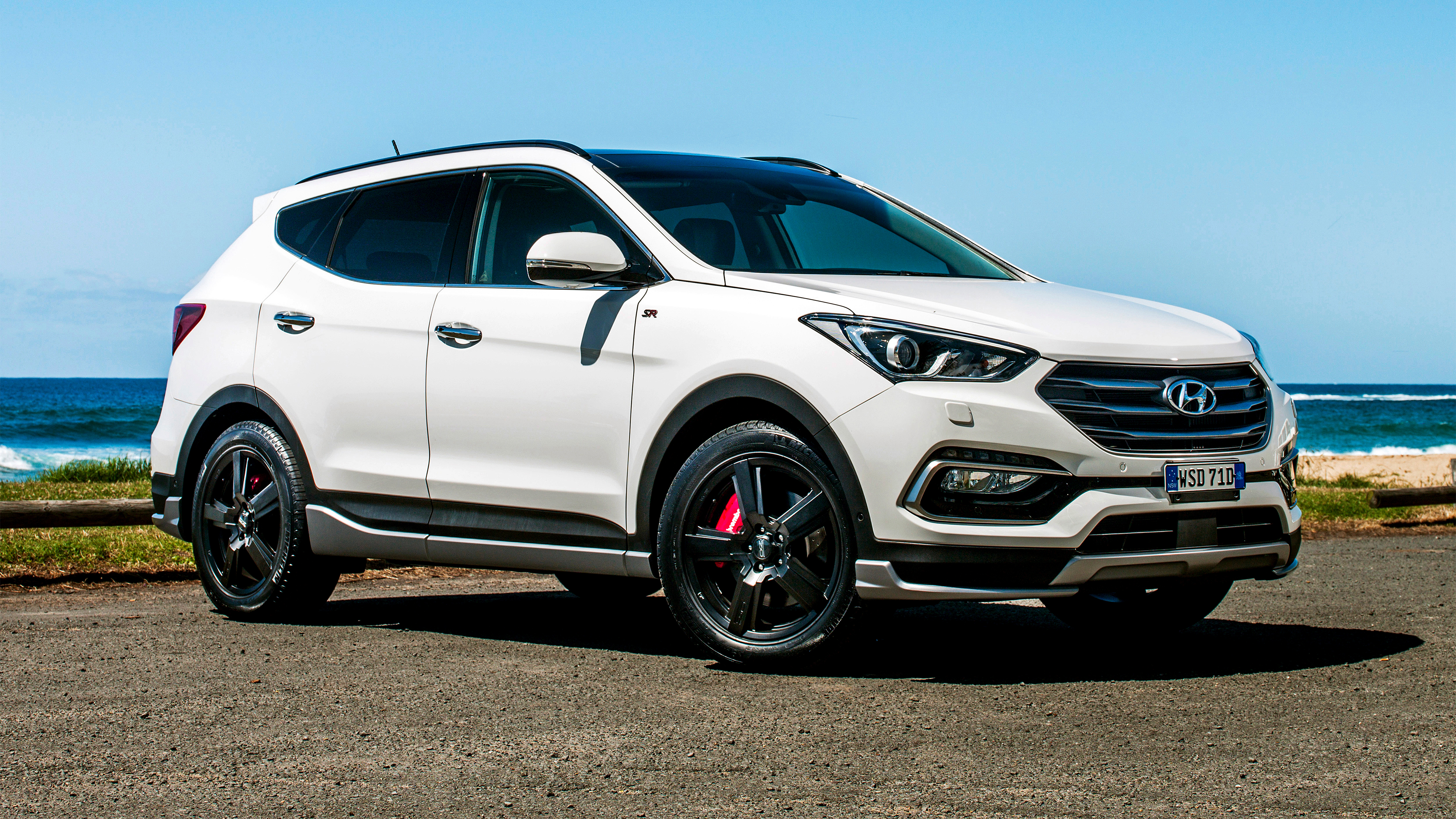 Hyundai Santa Fe Sport Wallpapers