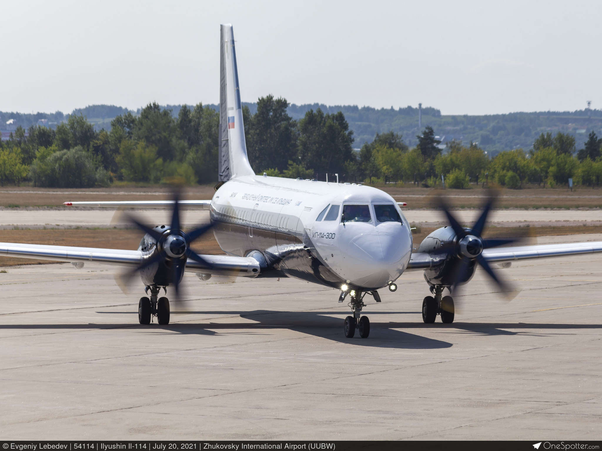 Ilyushin Il-114 Wallpapers