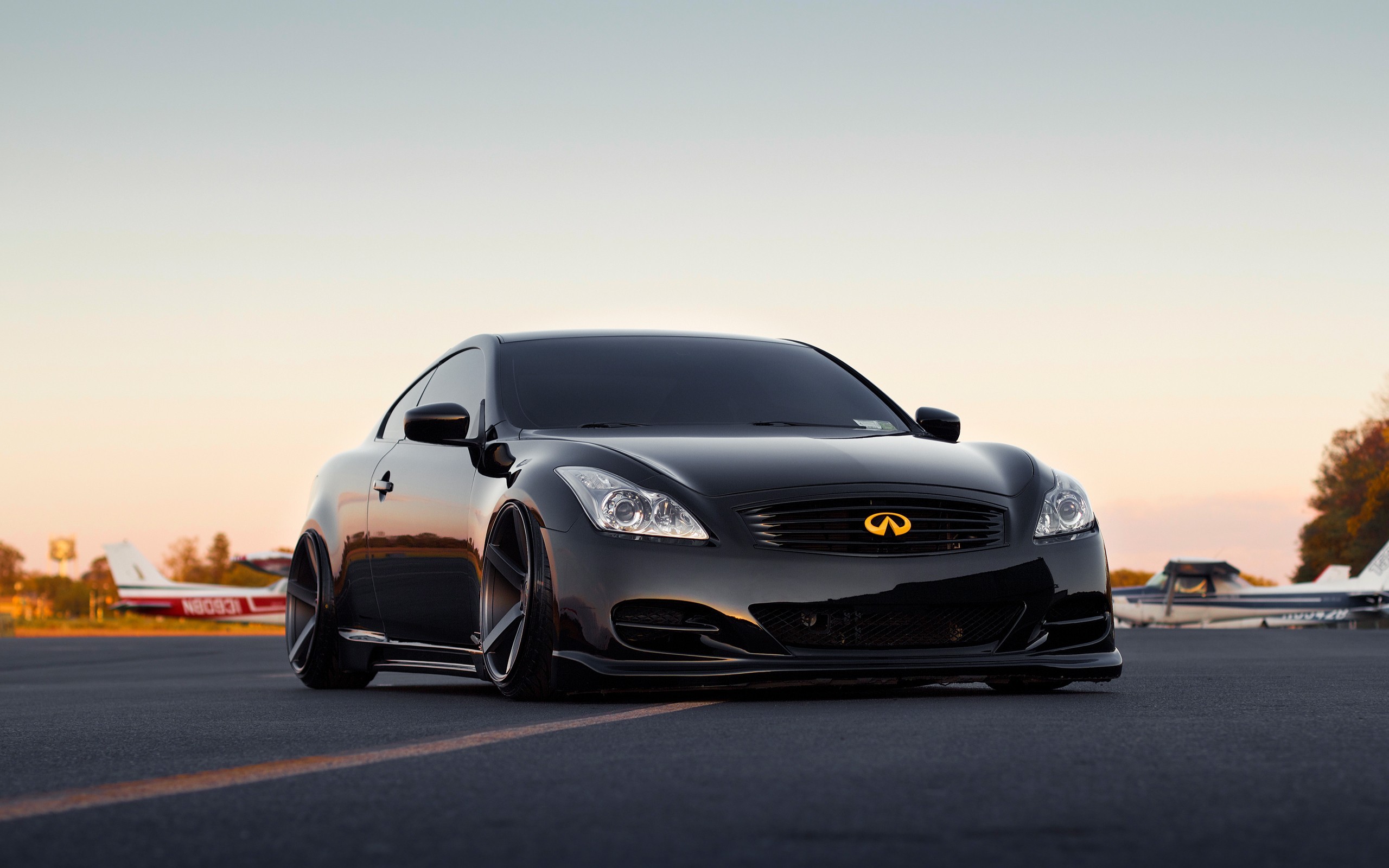 Infiniti G37 Wallpapers