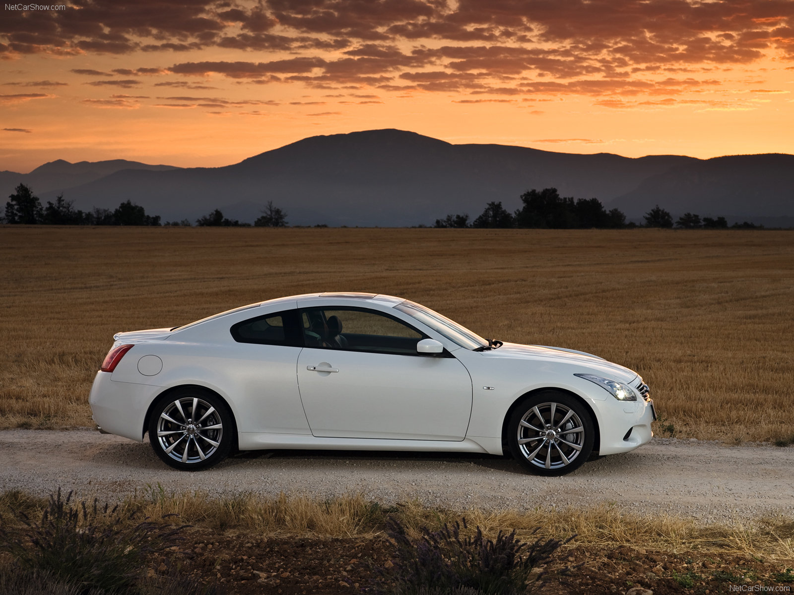 Infiniti G37 Coupe Wallpapers