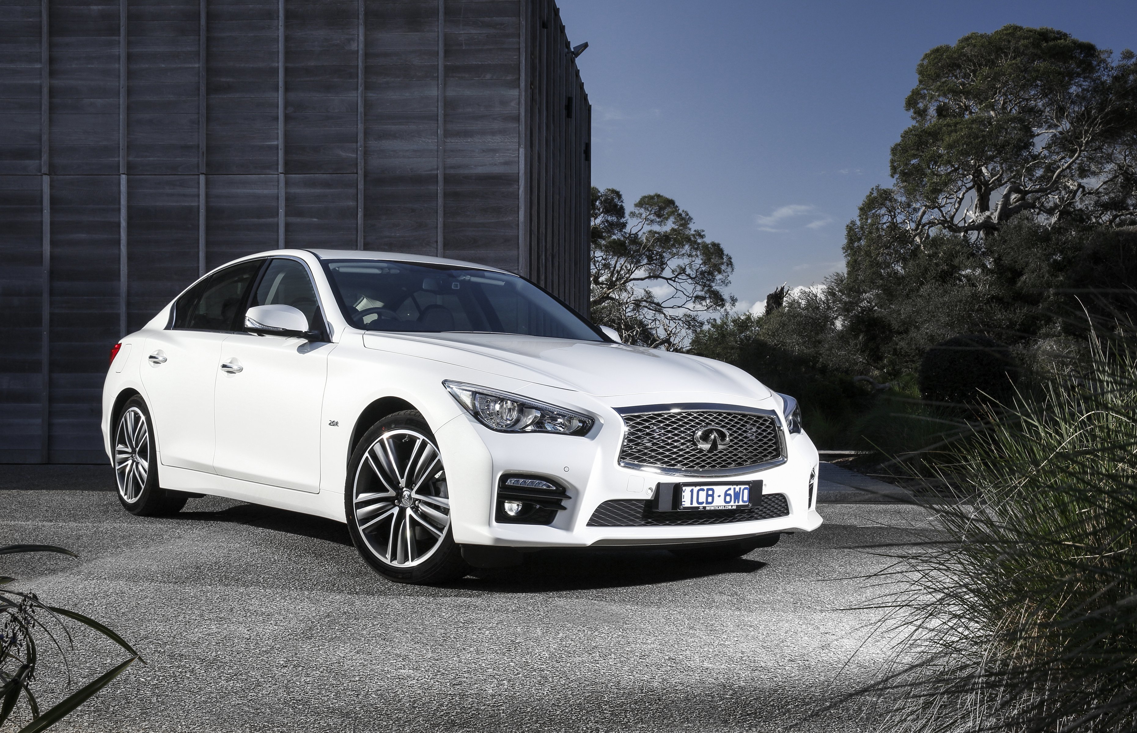 Infiniti Q50 Wallpapers