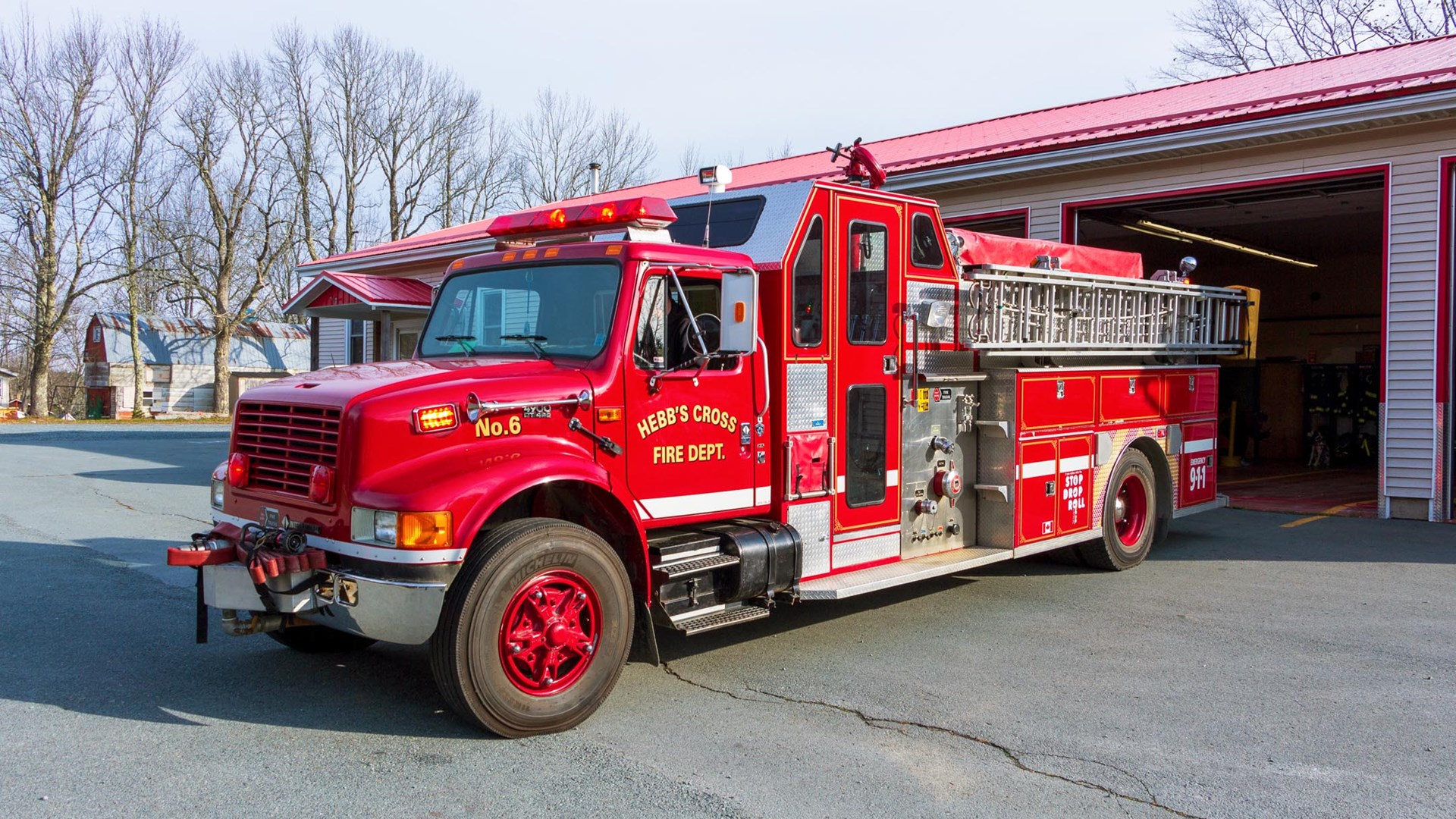 International Fire Truck Wallpapers