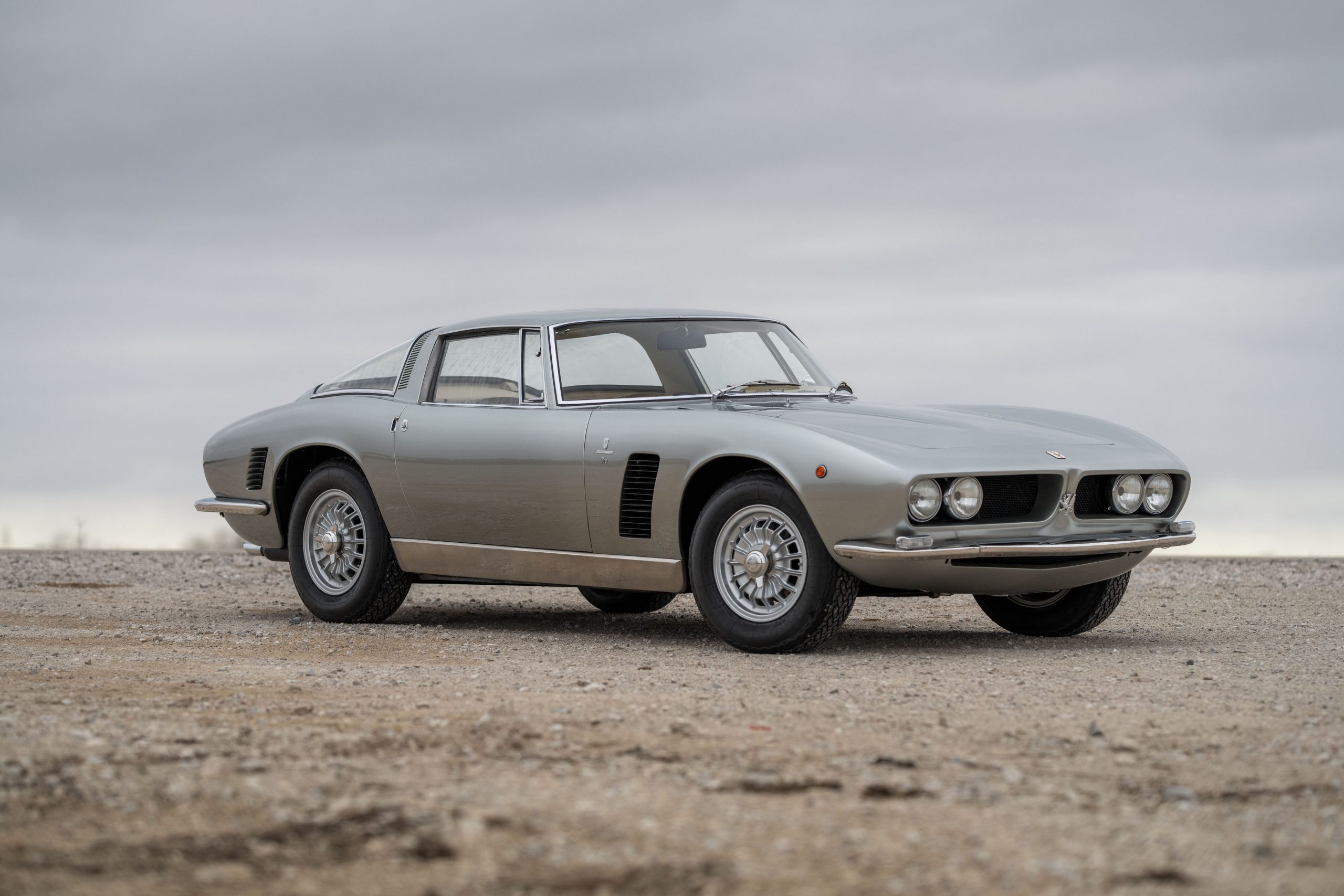 Iso Grifo Wallpapers