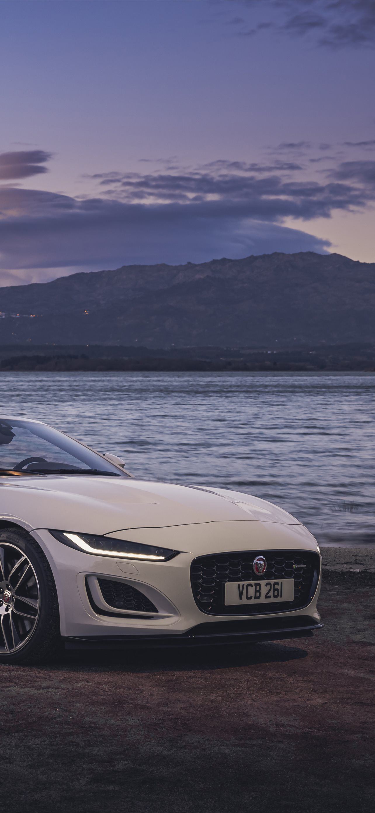 Jaguar F-Type R Wallpapers