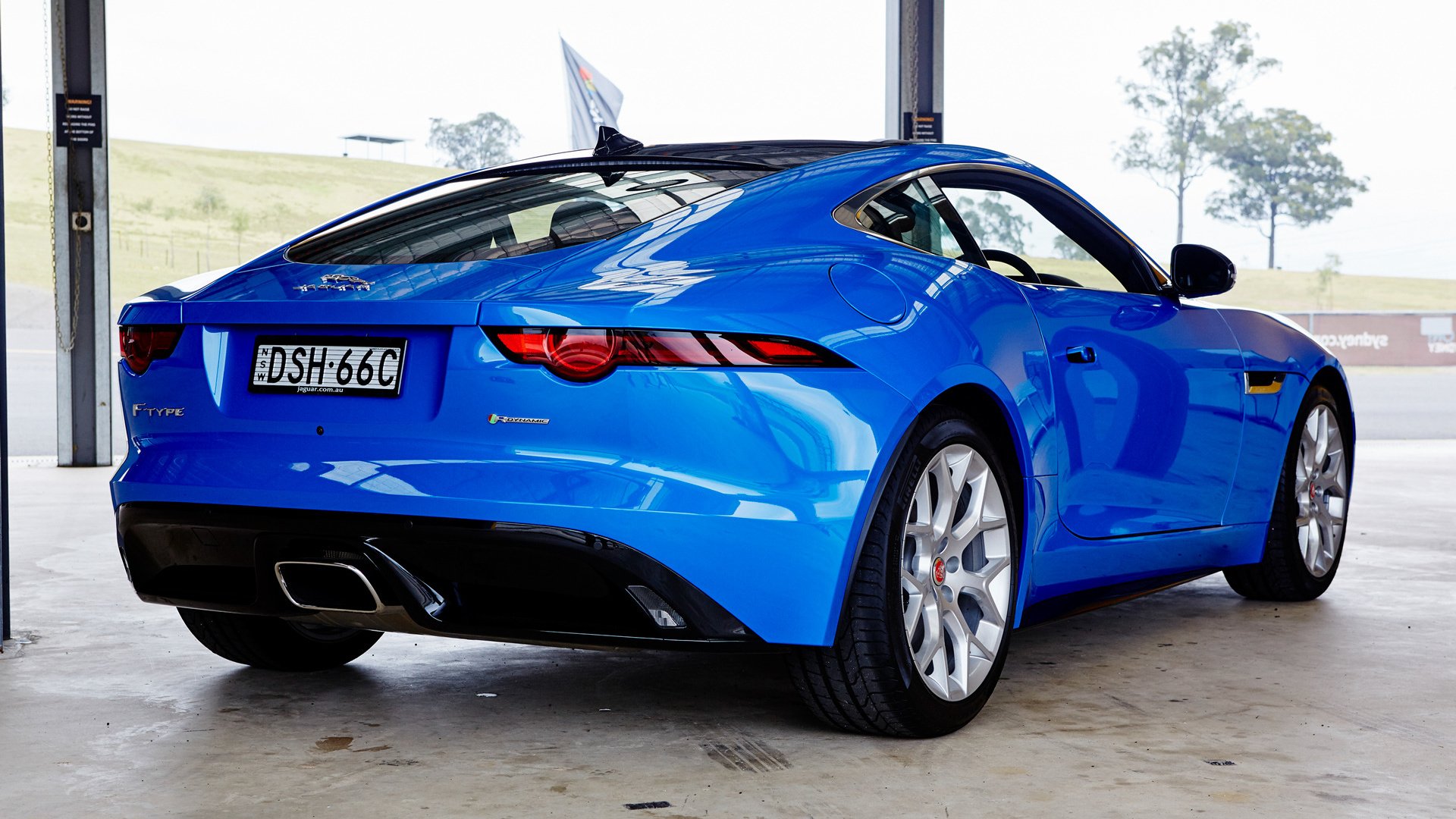 Jaguar F-Type R-Dynamic Wallpapers