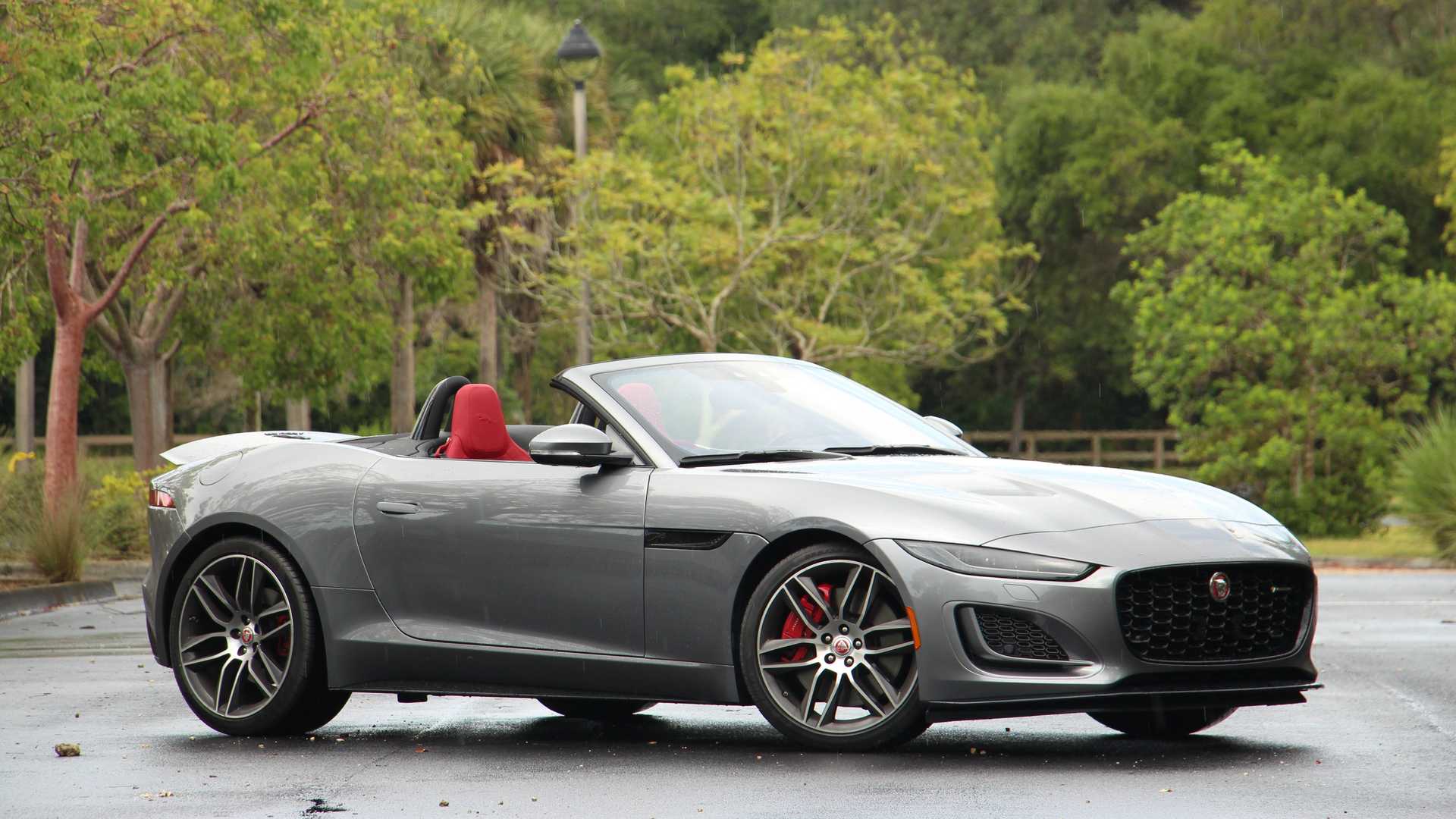 Jaguar F-Type R-Dynamic Wallpapers