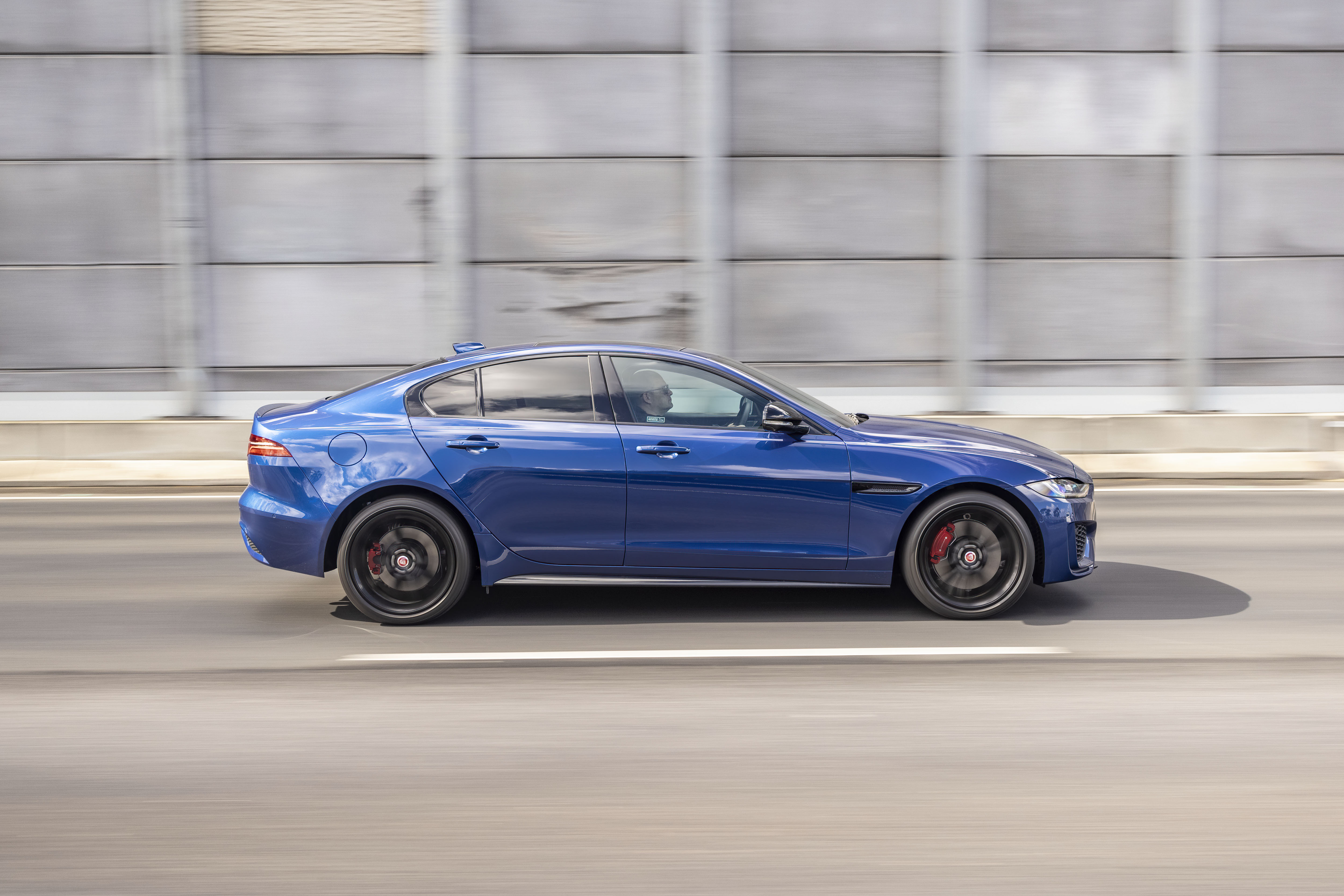 Jaguar Xe P300 Awd Wallpapers