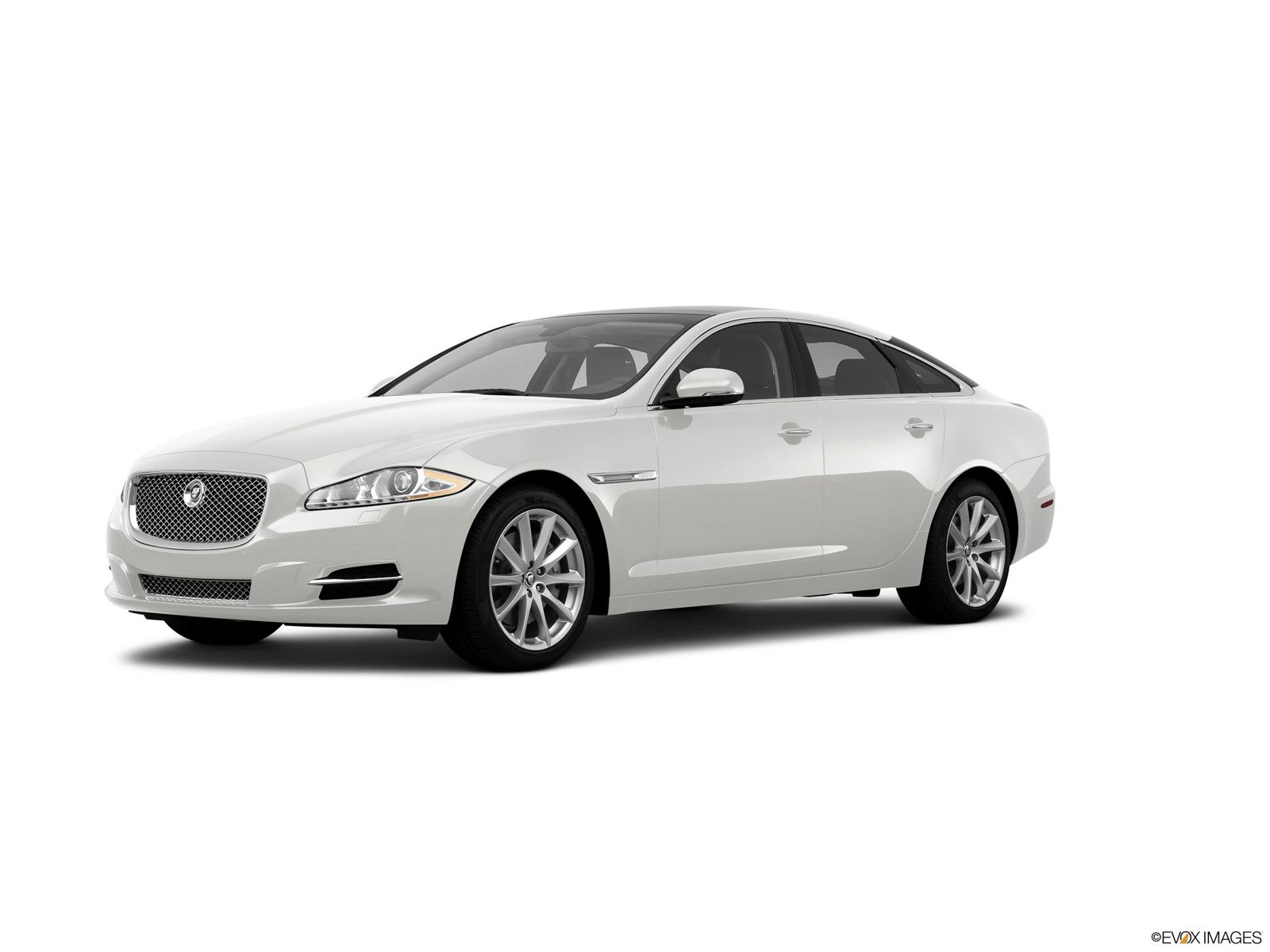 Jaguar Xj Ultimate Wallpapers