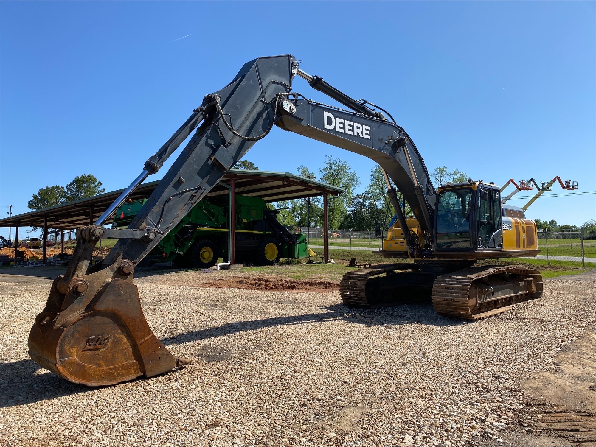 John Deere 350G Excavator Wallpapers