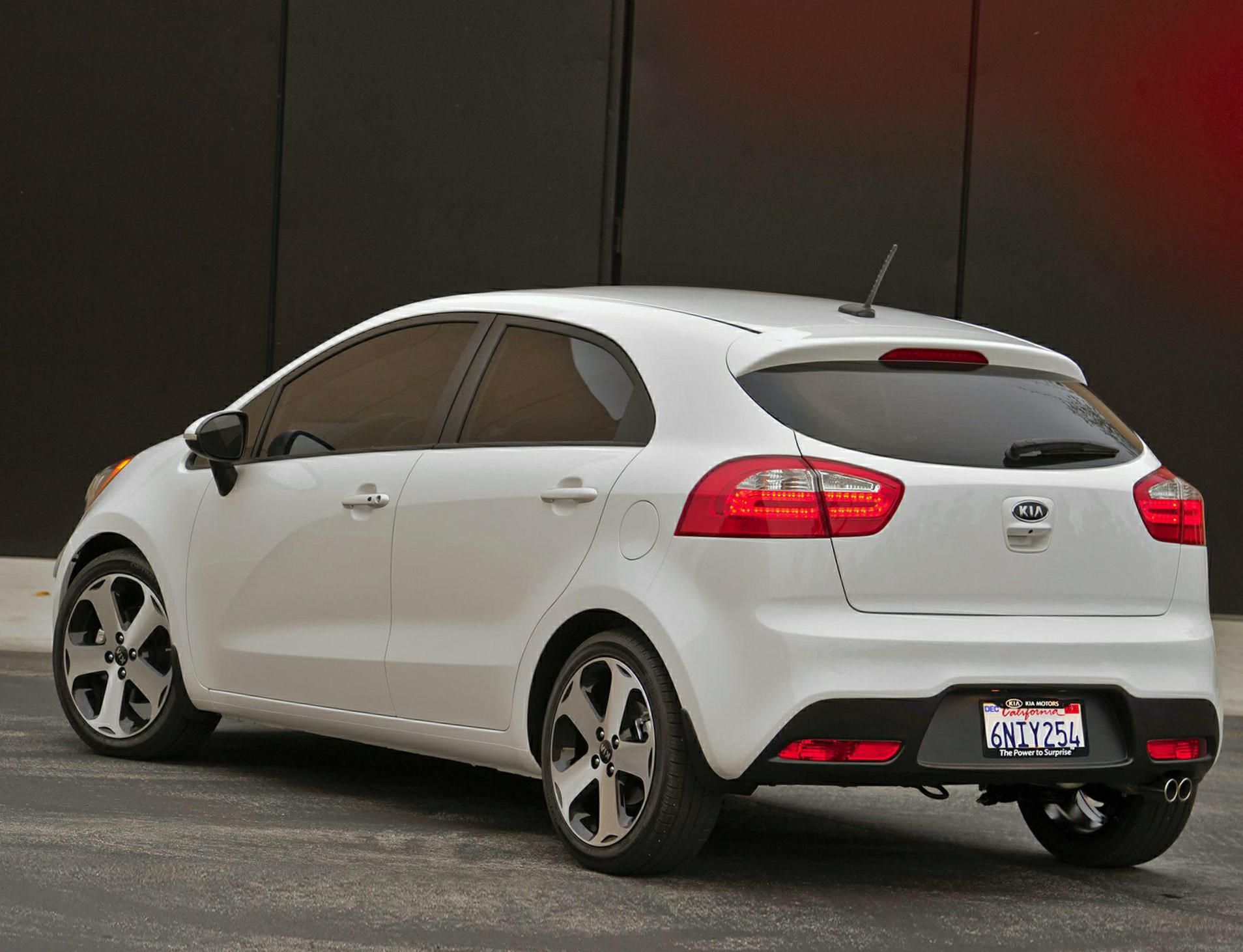 Kia Rio Wallpapers